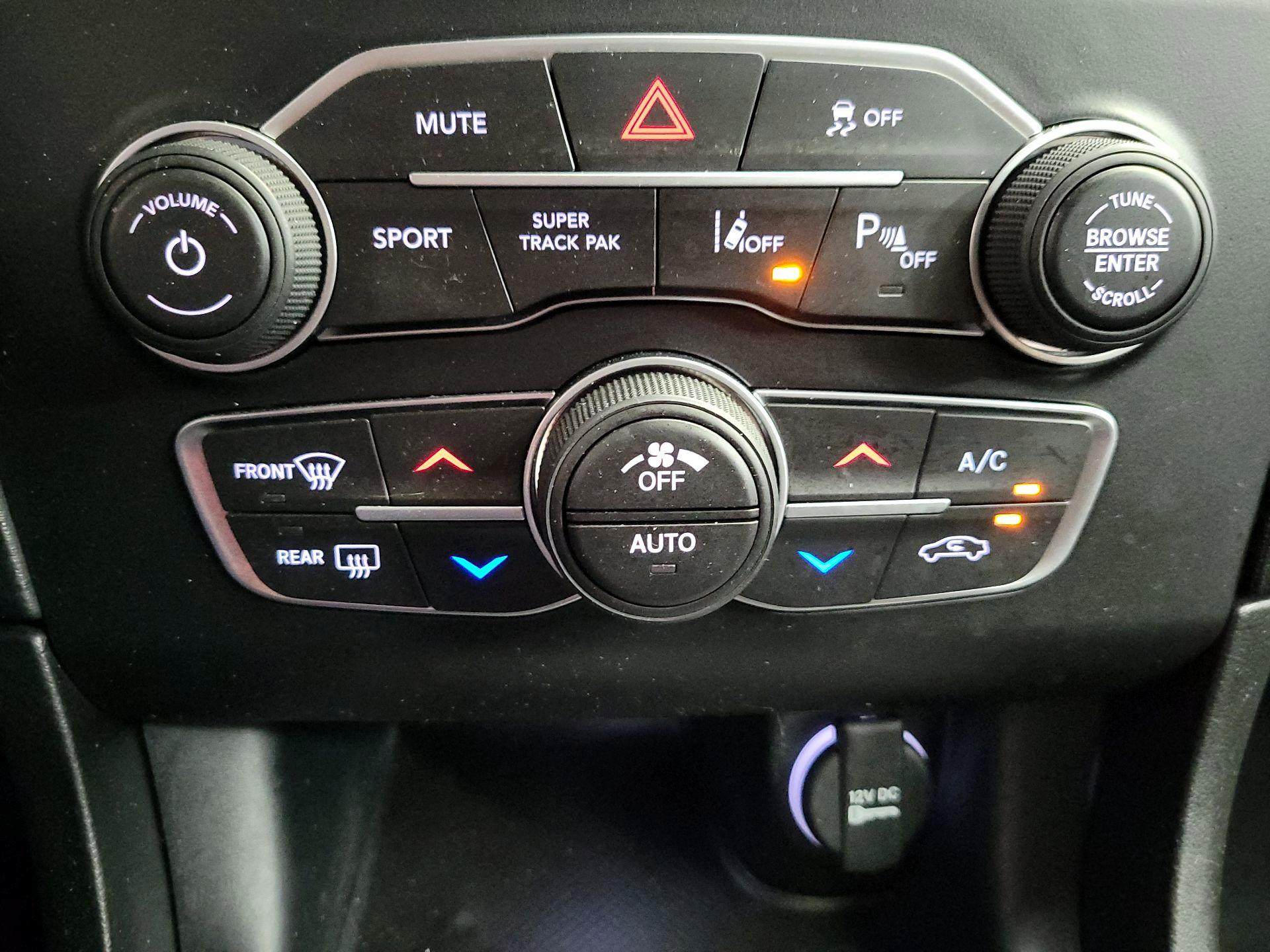 Thumbnail: 2023 Dodge Charger - 17