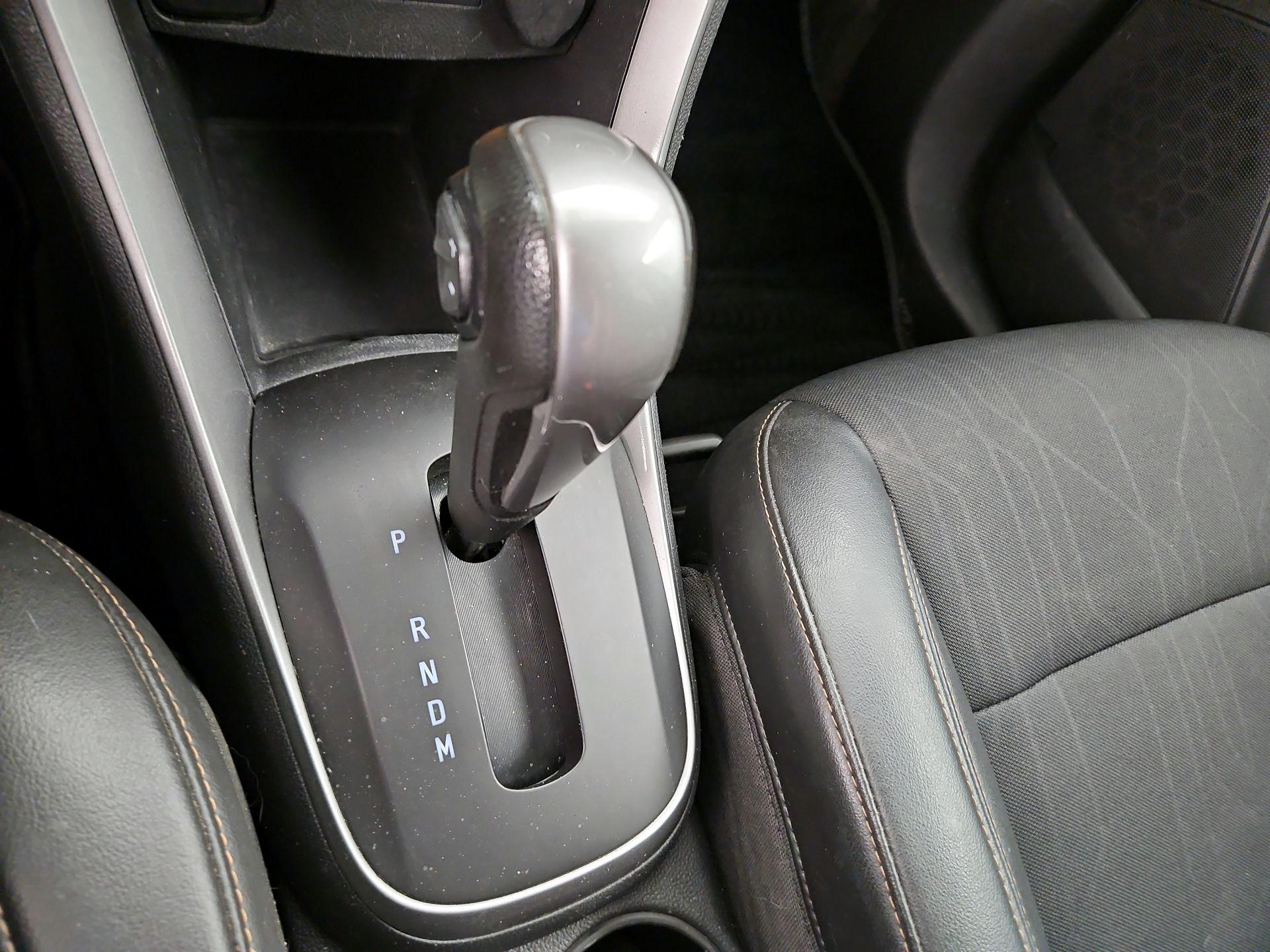 Thumbnail: 2021 Chevrolet Trax - 17