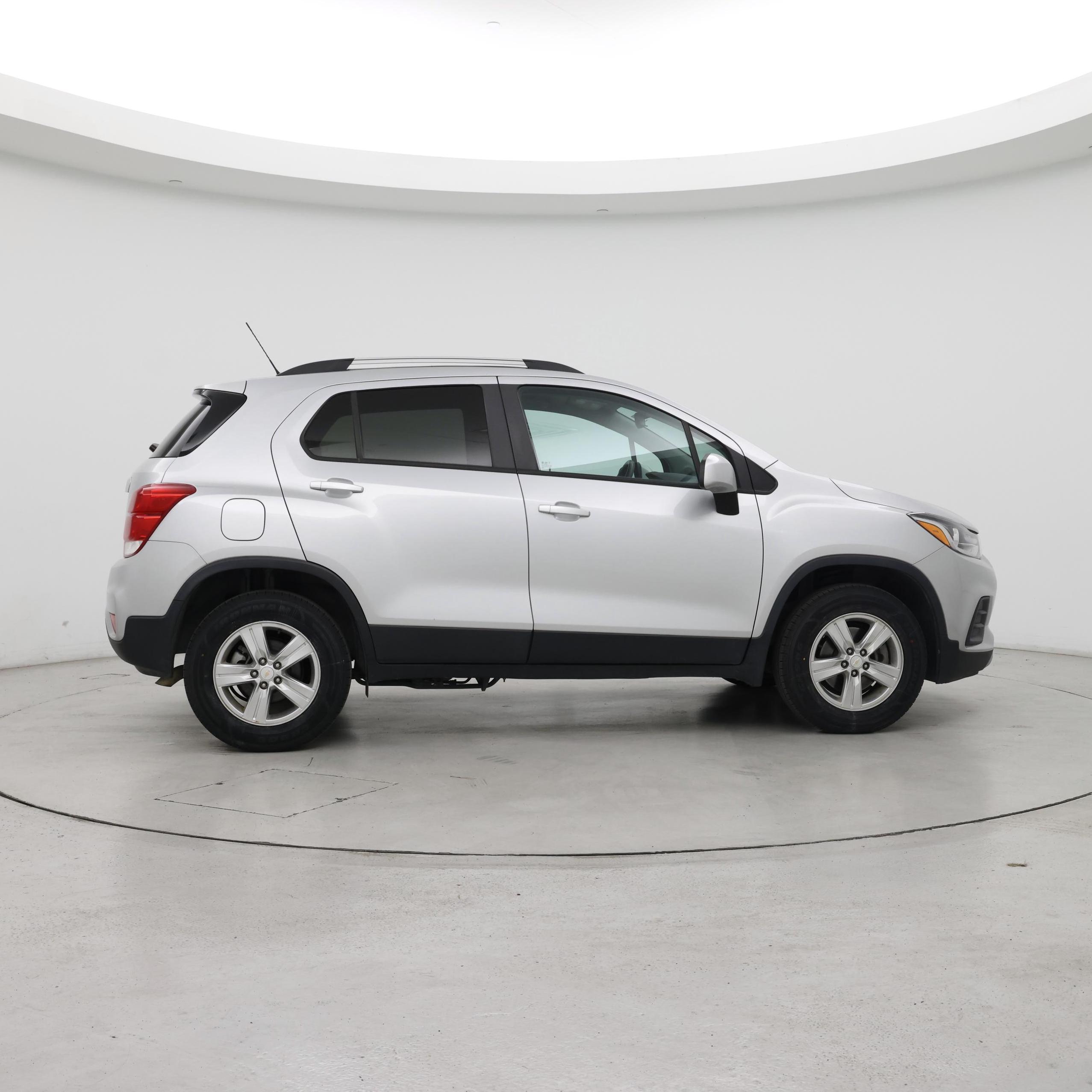 Thumbnail: 2021 Chevrolet Trax - 7