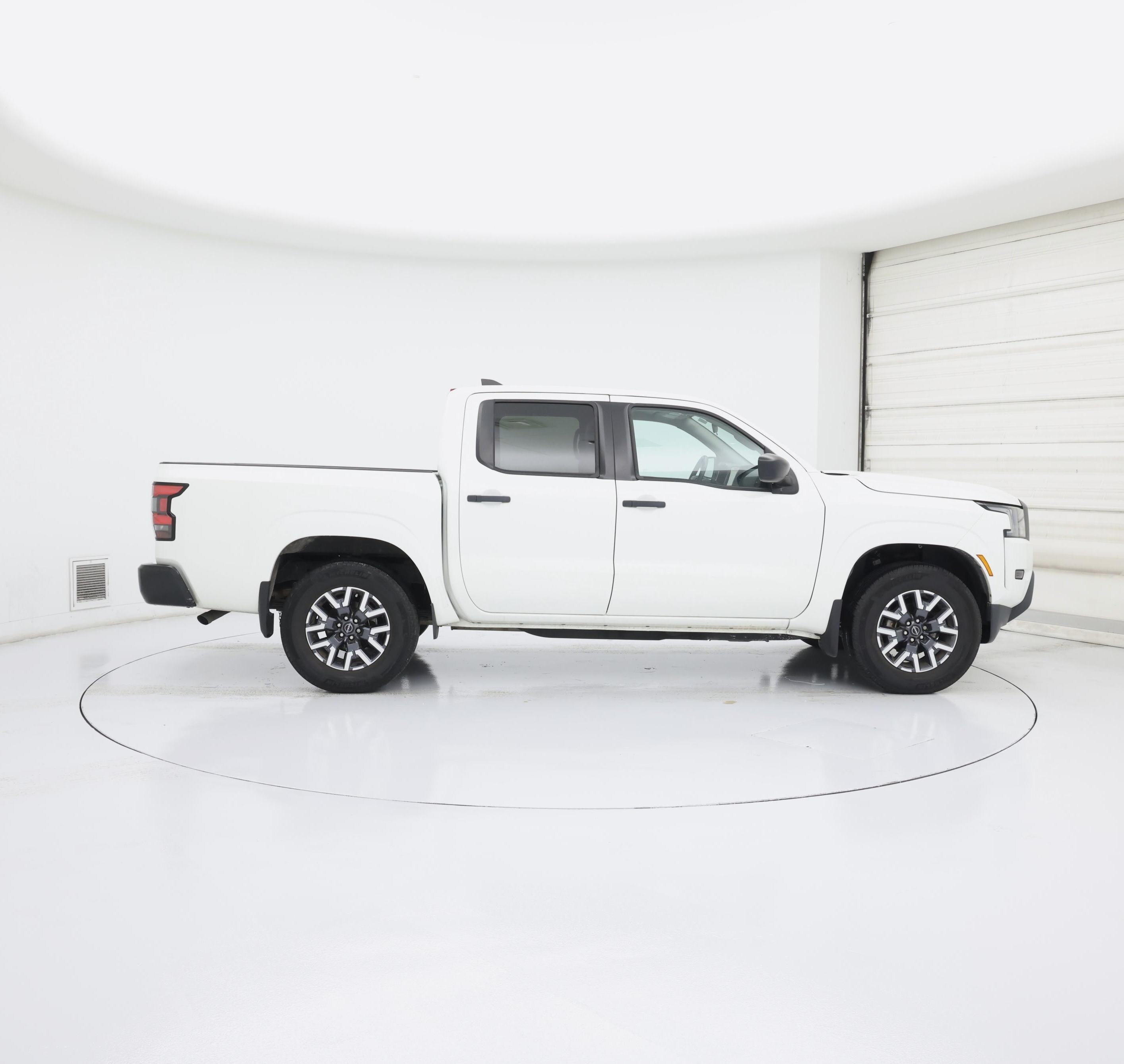 Thumbnail: 2023 Nissan Frontier - 7