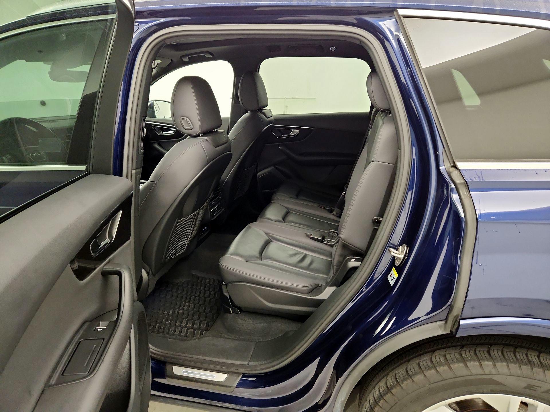 Thumbnail: 2021 Audi Q7 - 19