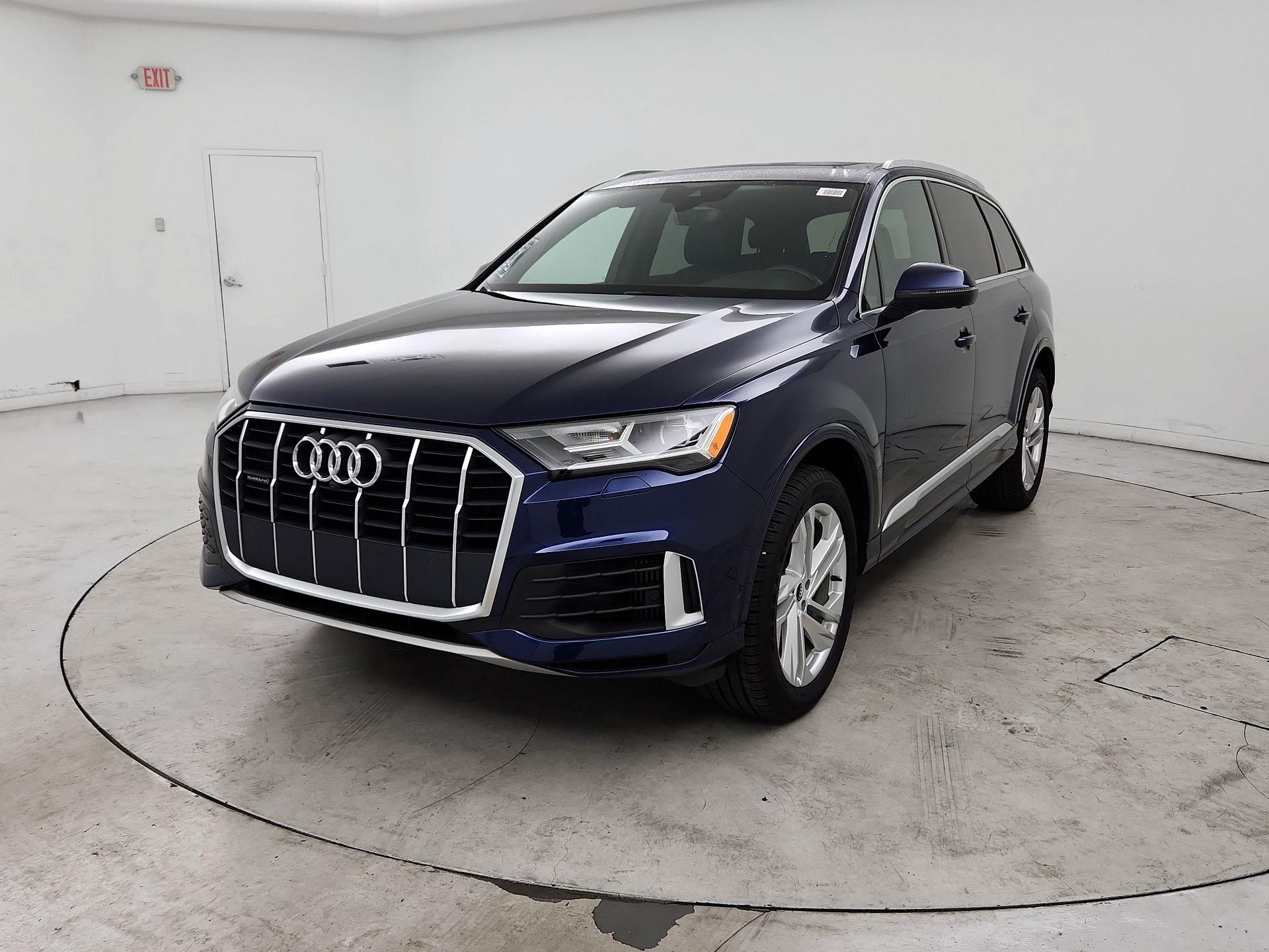 Thumbnail: 2021 Audi Q7 - 3