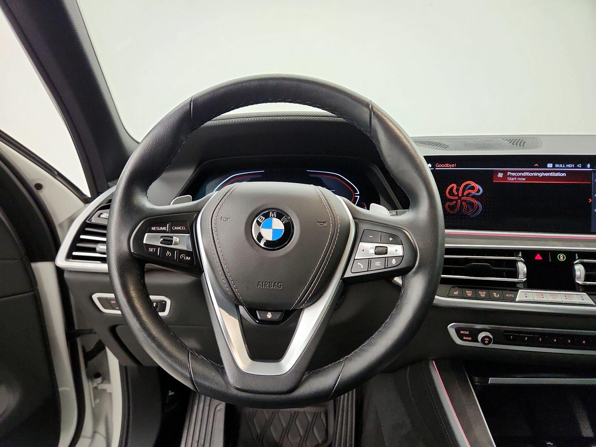 Thumbnail: 2022 BMW X5 - 10