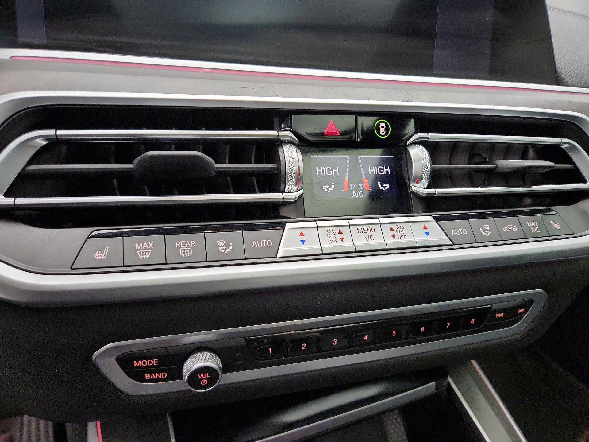 Thumbnail: 2022 BMW X5 - 17