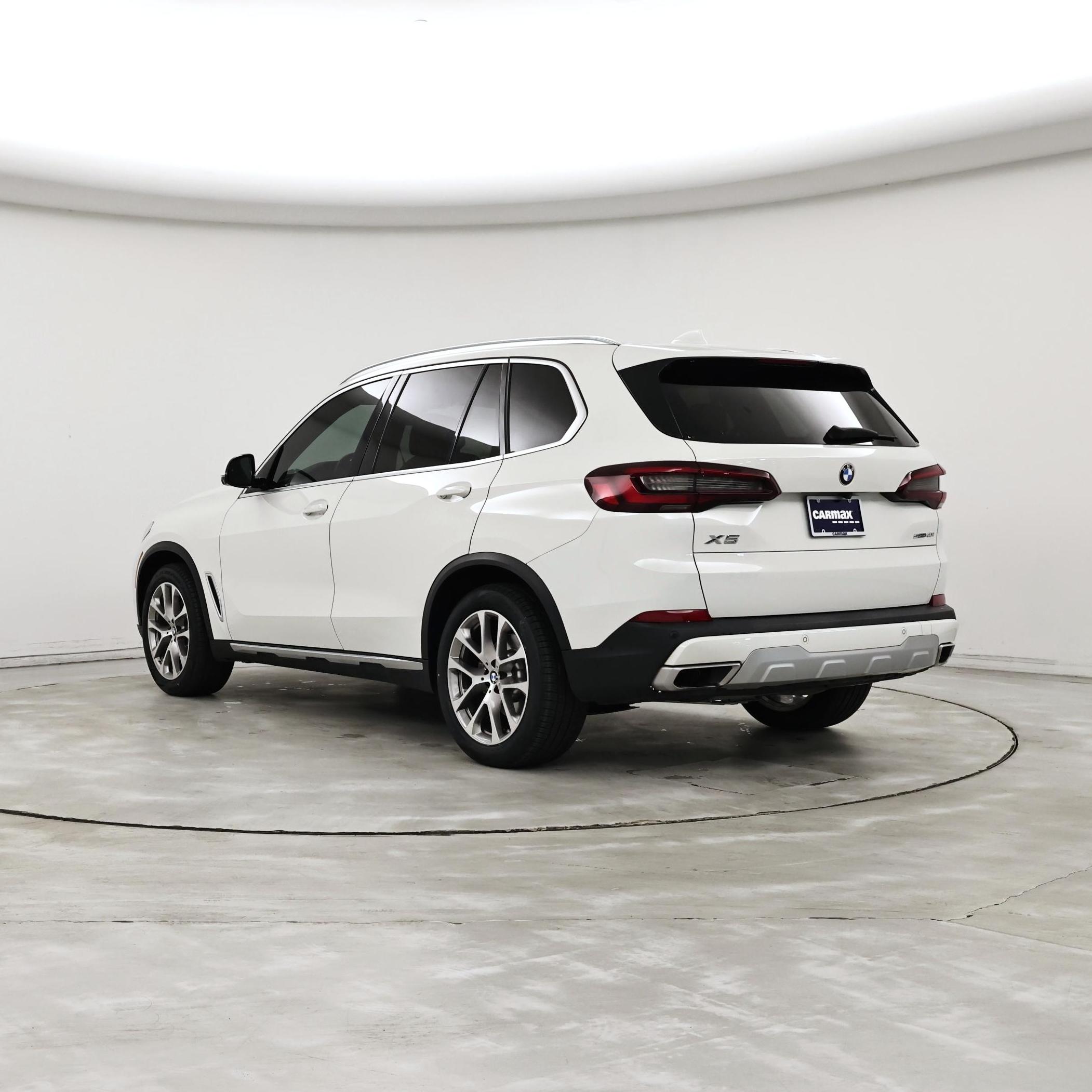 Thumbnail: 2022 BMW X5 - 2