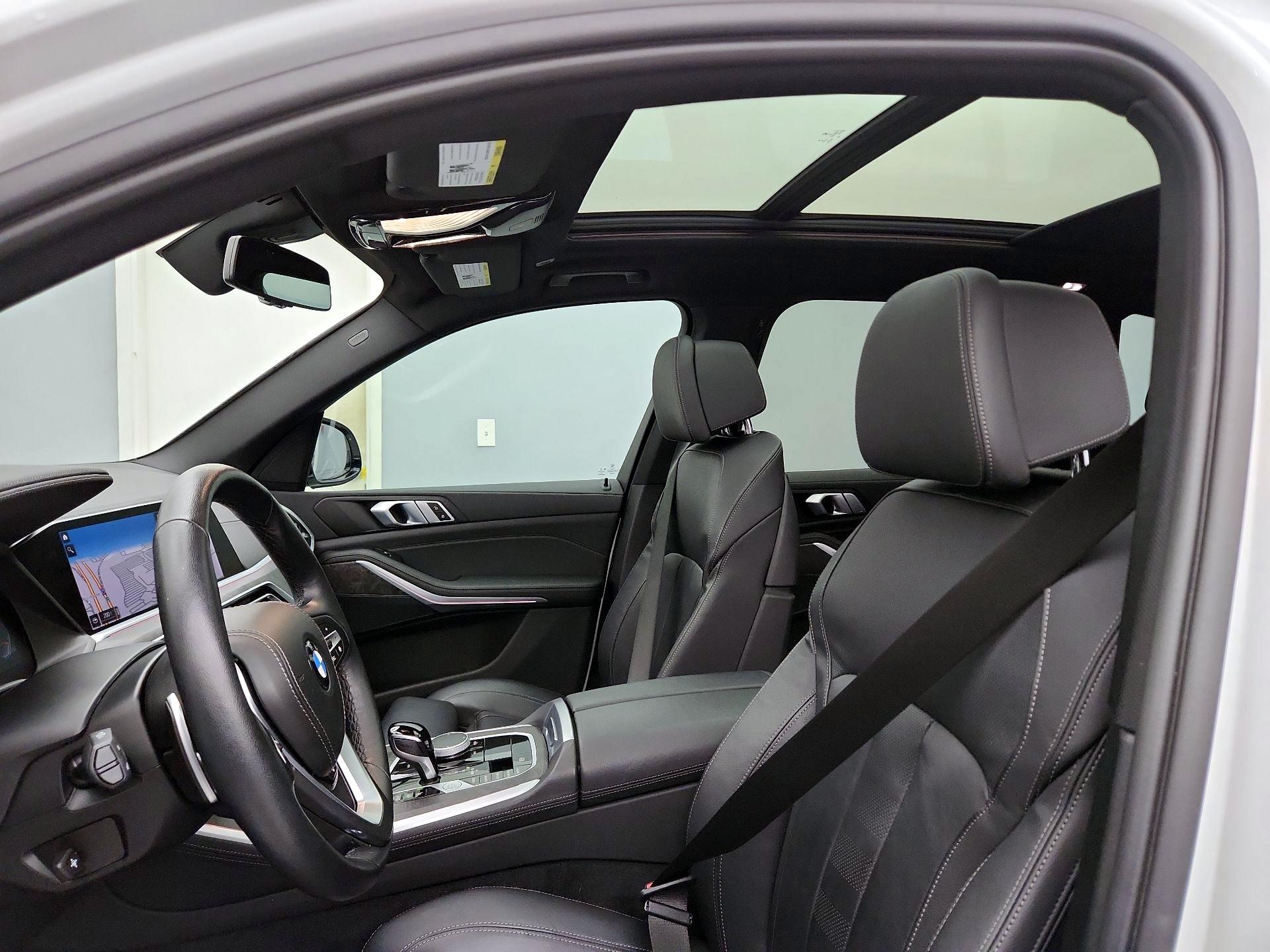 Thumbnail: 2022 BMW X5 - 20