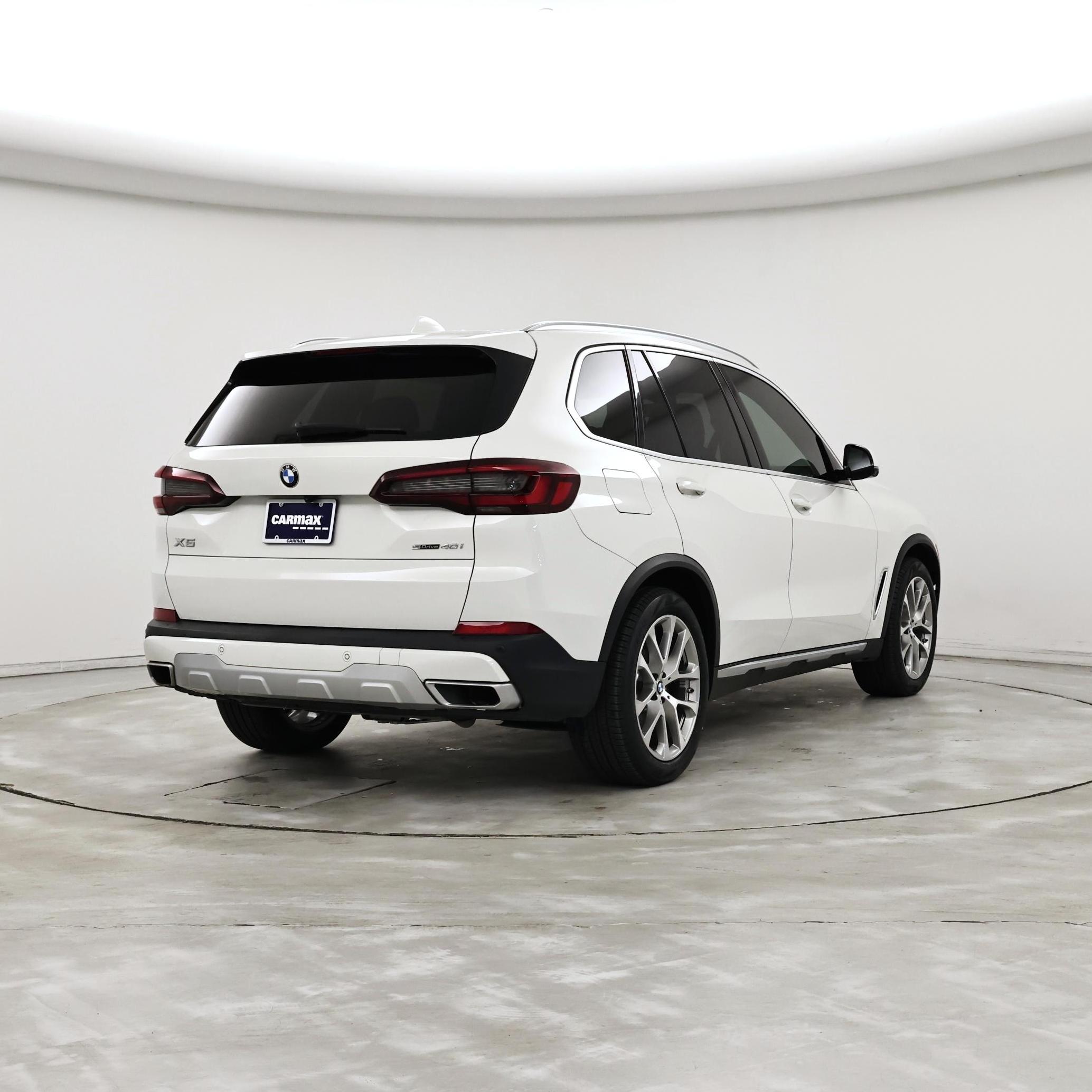 Thumbnail: 2022 BMW X5 - 8