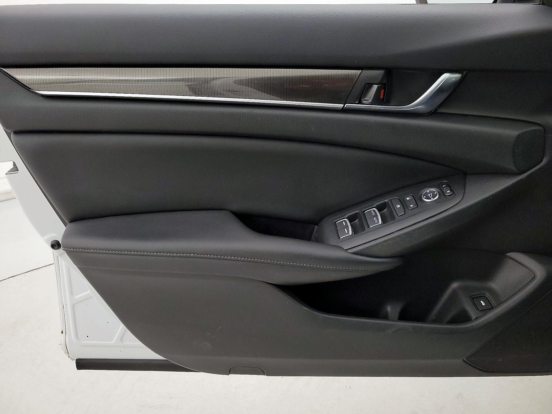 Thumbnail: 2020 Honda Accord - 12