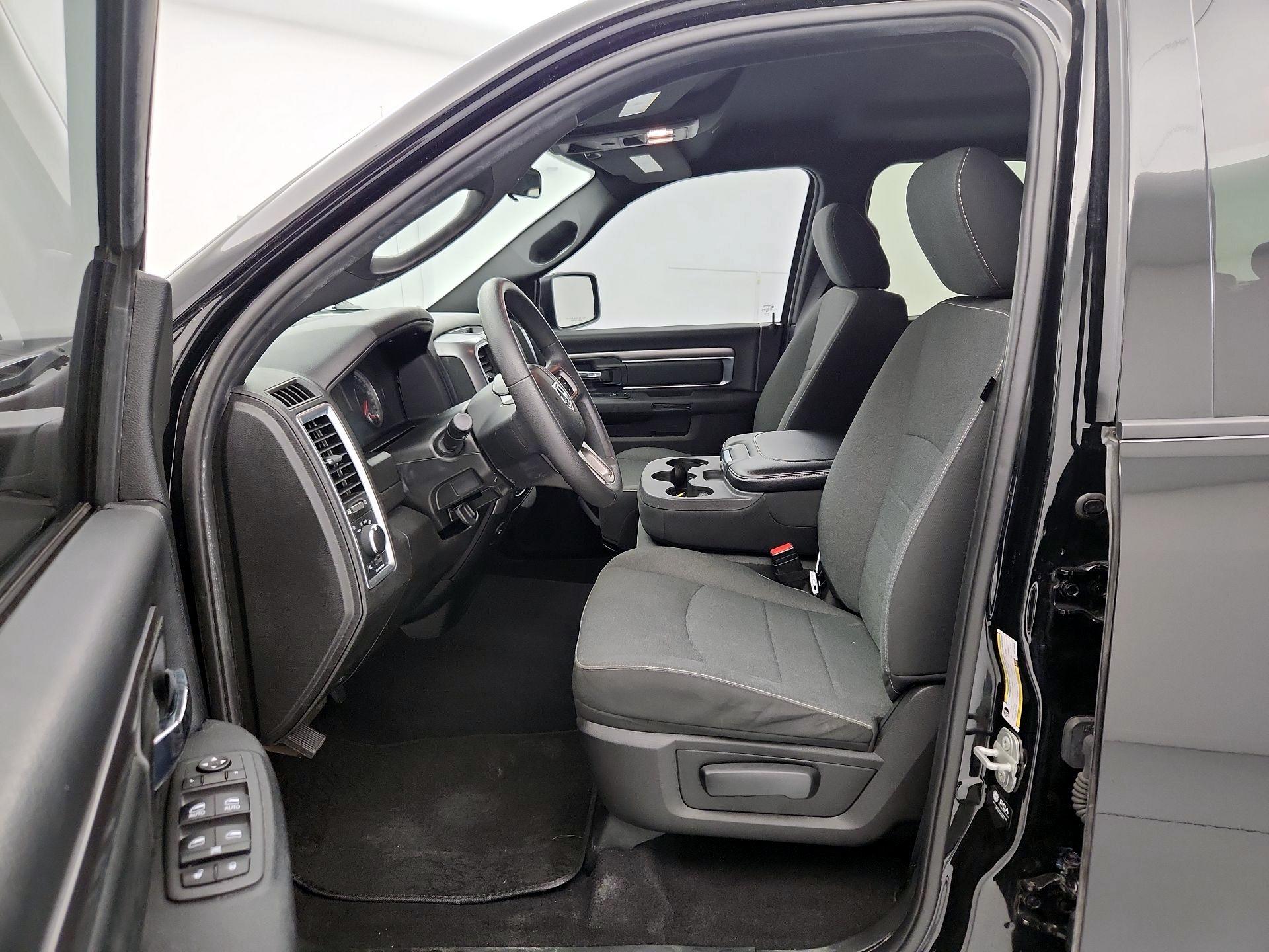 Thumbnail: 2022 RAM 1500 Classic - 11