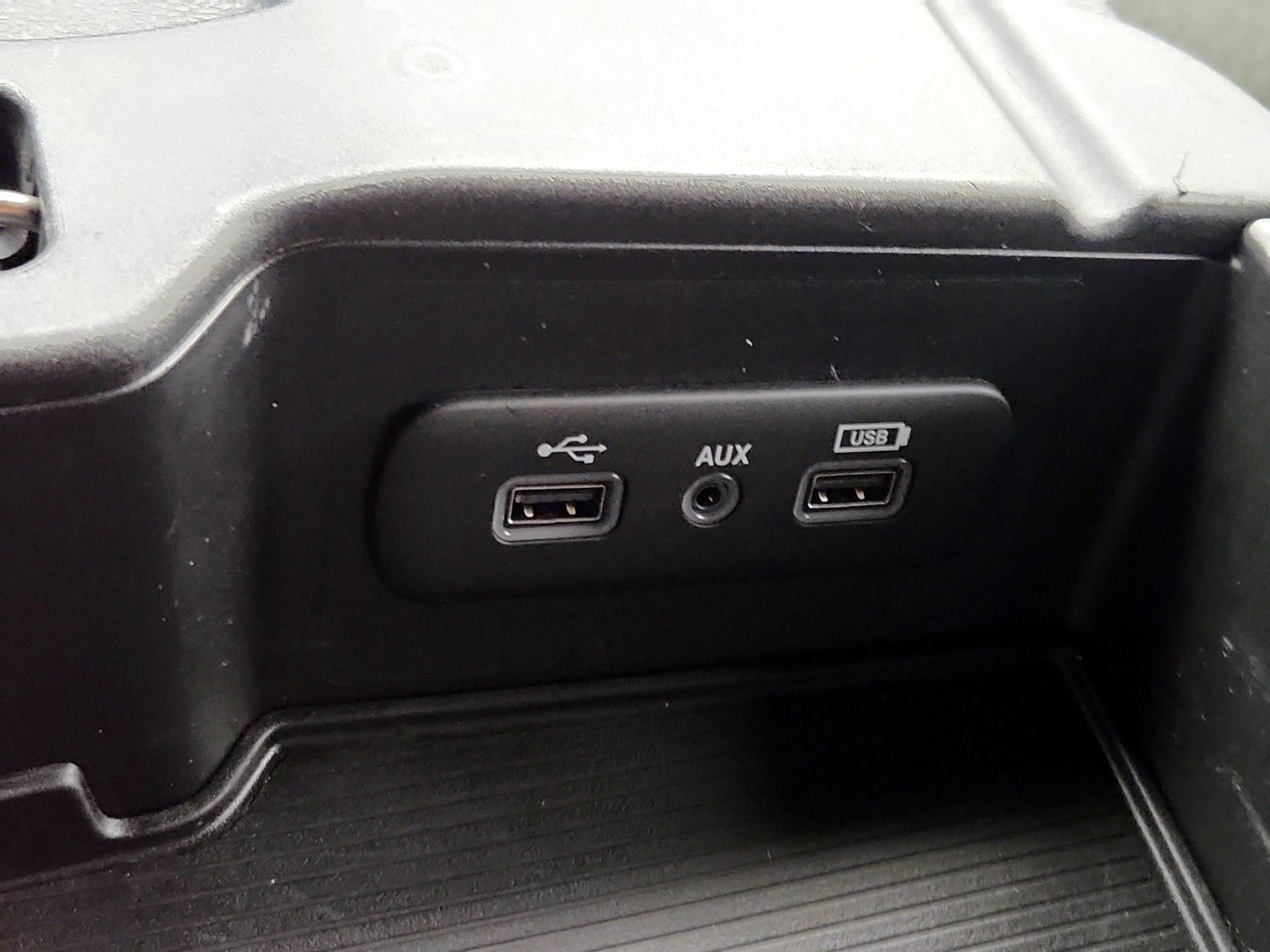 Thumbnail: 2022 RAM 1500 Classic - 18