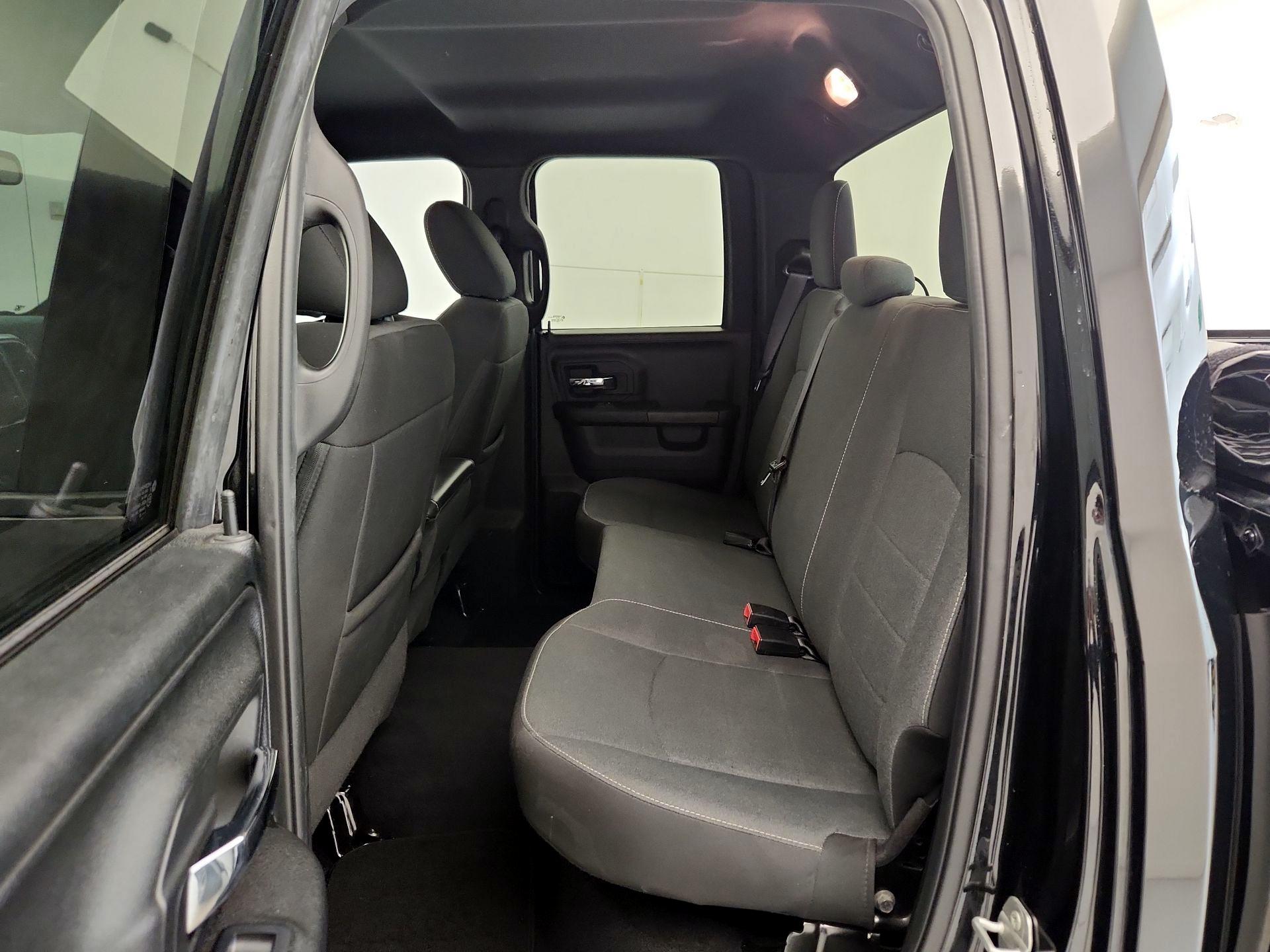 Thumbnail: 2022 RAM 1500 Classic - 19