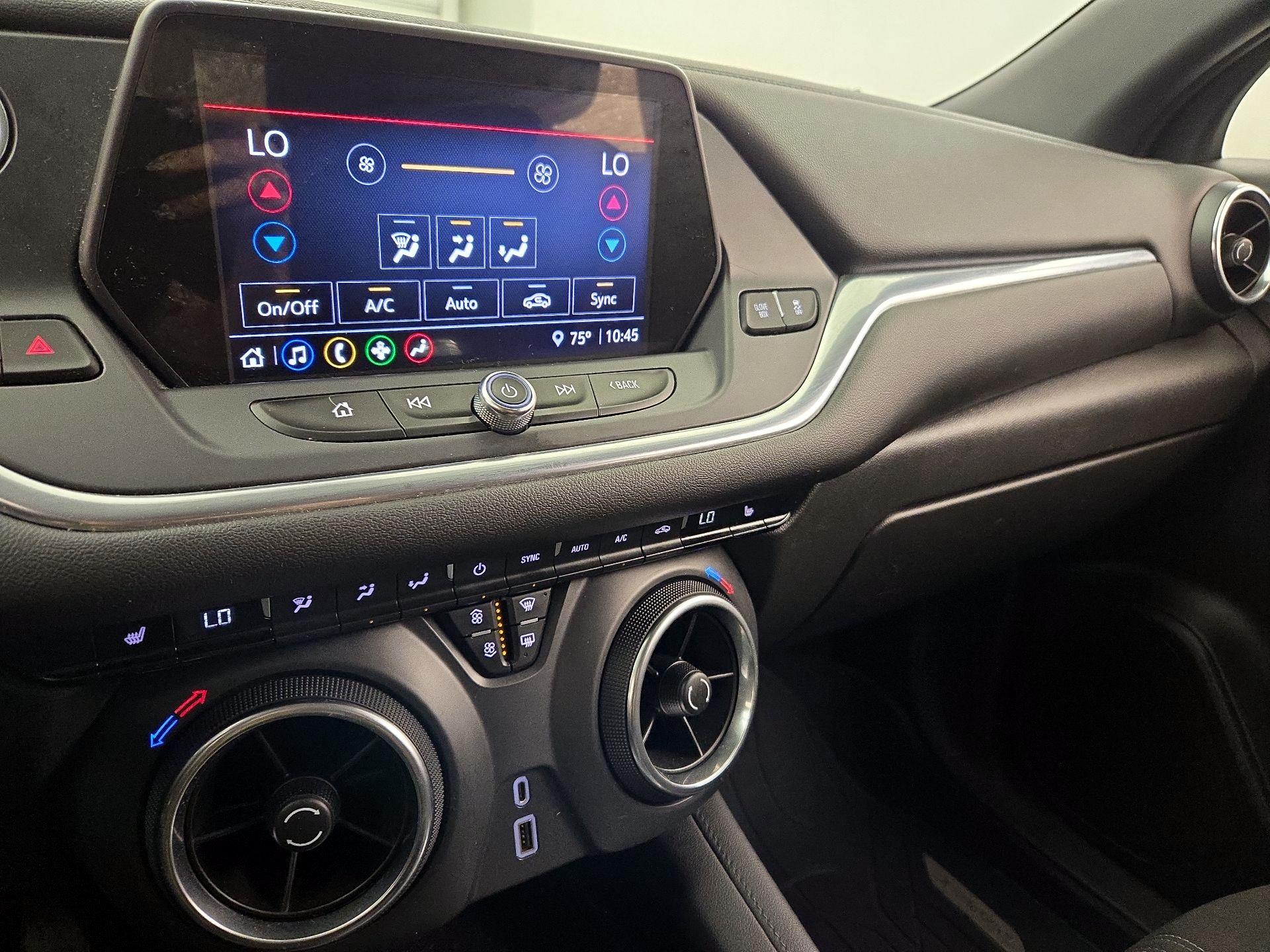 Thumbnail: 2021 Chevrolet Blazer - 15
