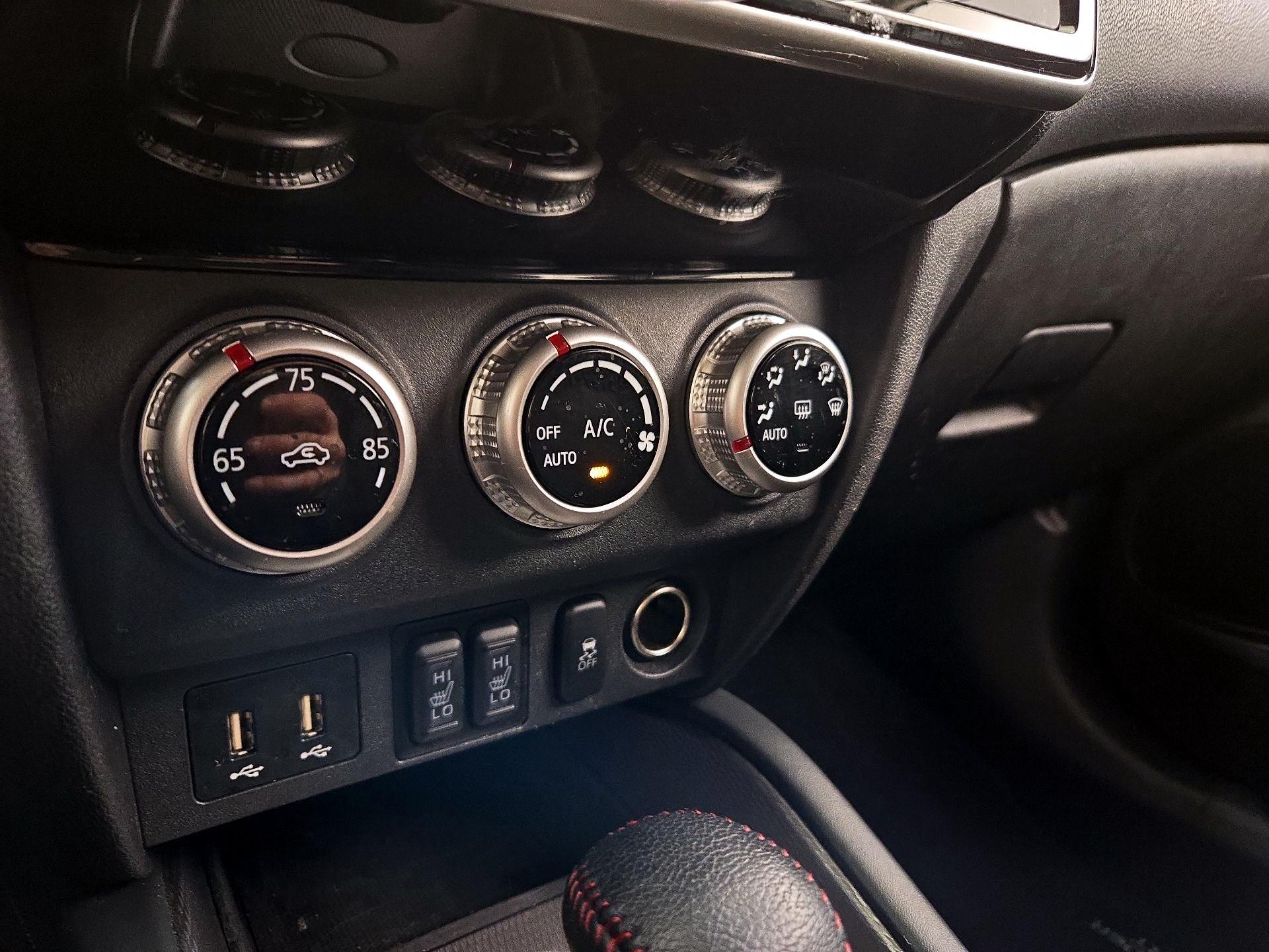 Thumbnail: 2022 Mitsubishi Outlander Sport - 15