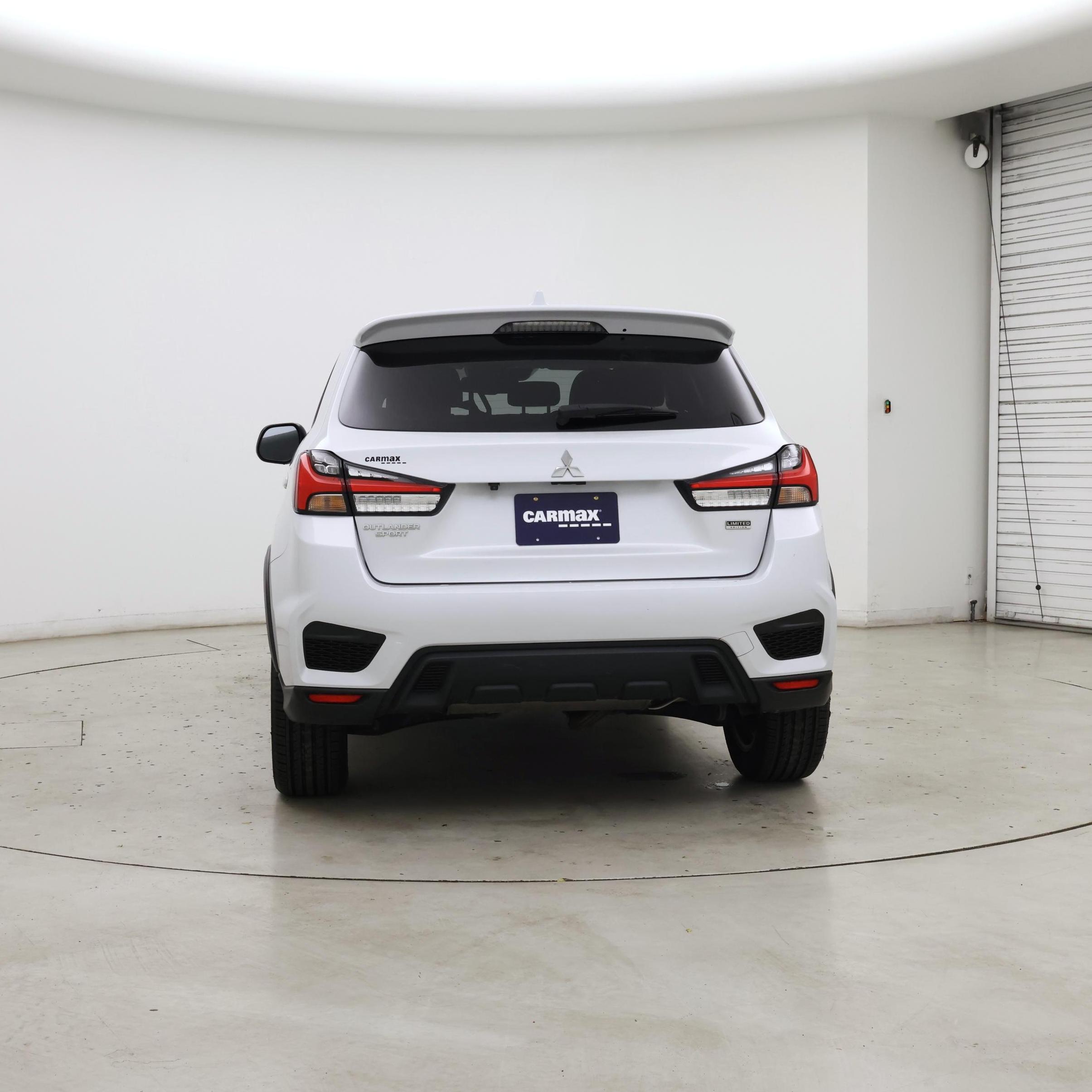 Thumbnail: 2022 Mitsubishi Outlander Sport - 6
