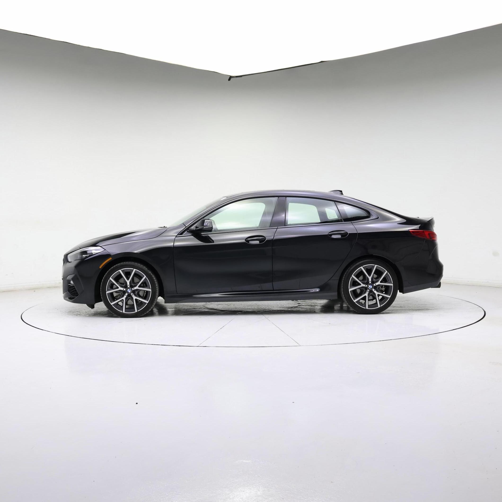 Thumbnail: 2023 BMW 2 Series - 3