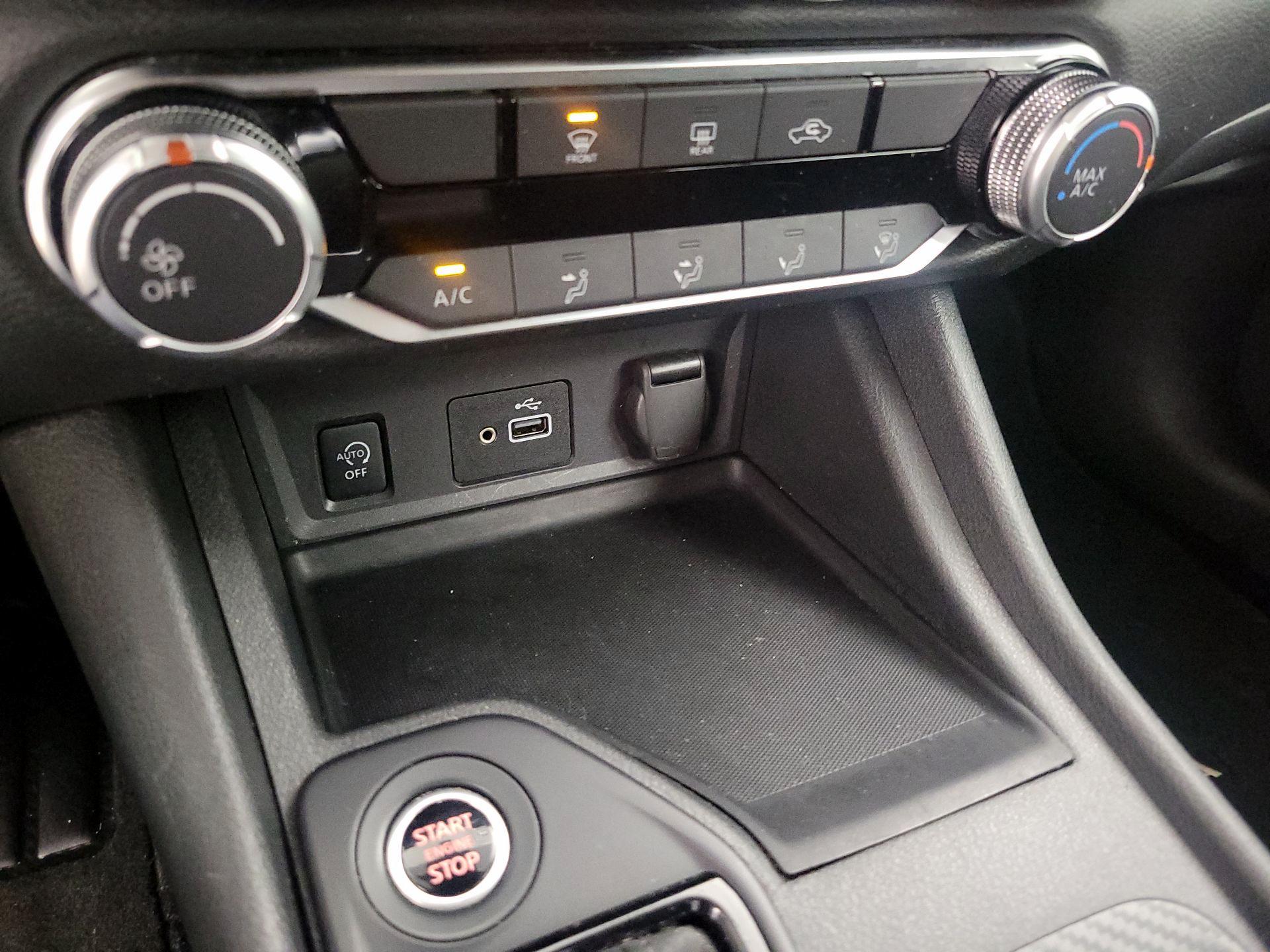 Thumbnail: 2024 Nissan Sentra - 16