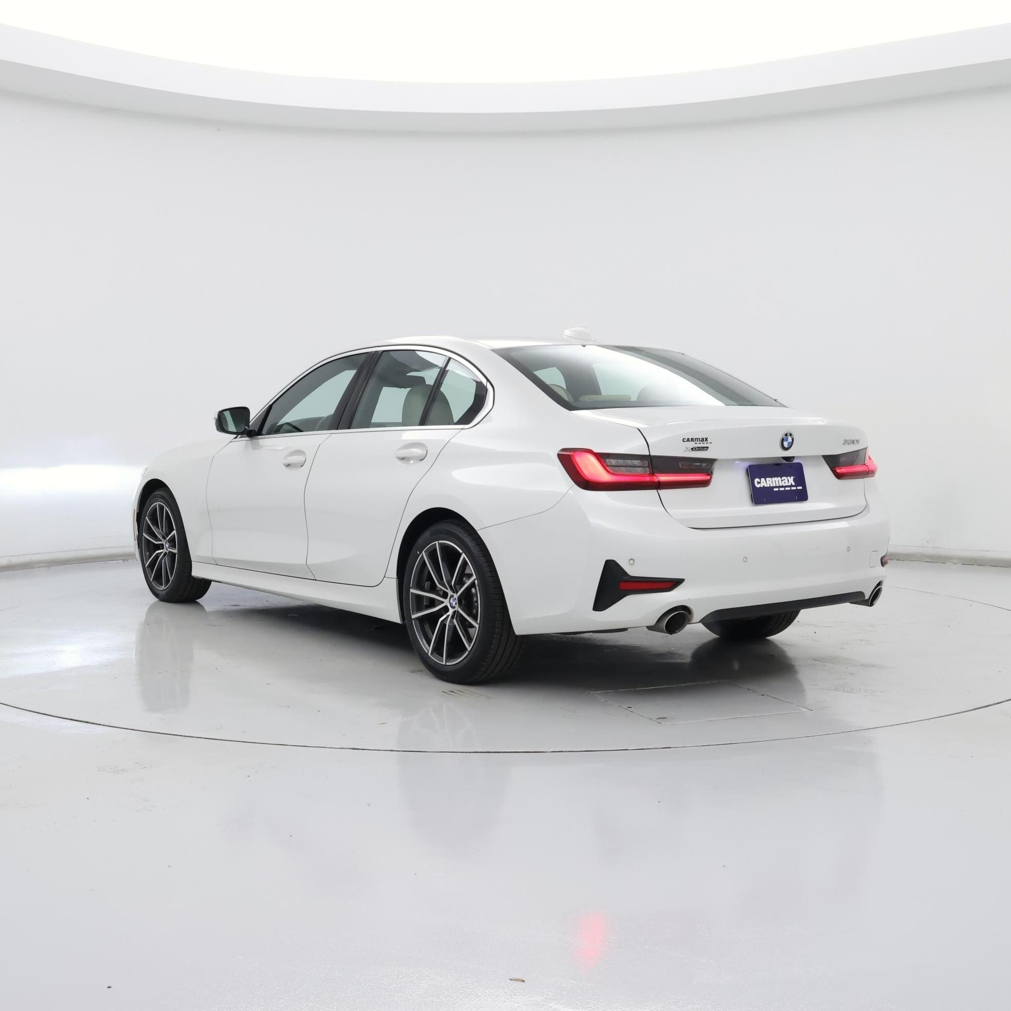 Thumbnail: 2021 BMW 3 Series - 2