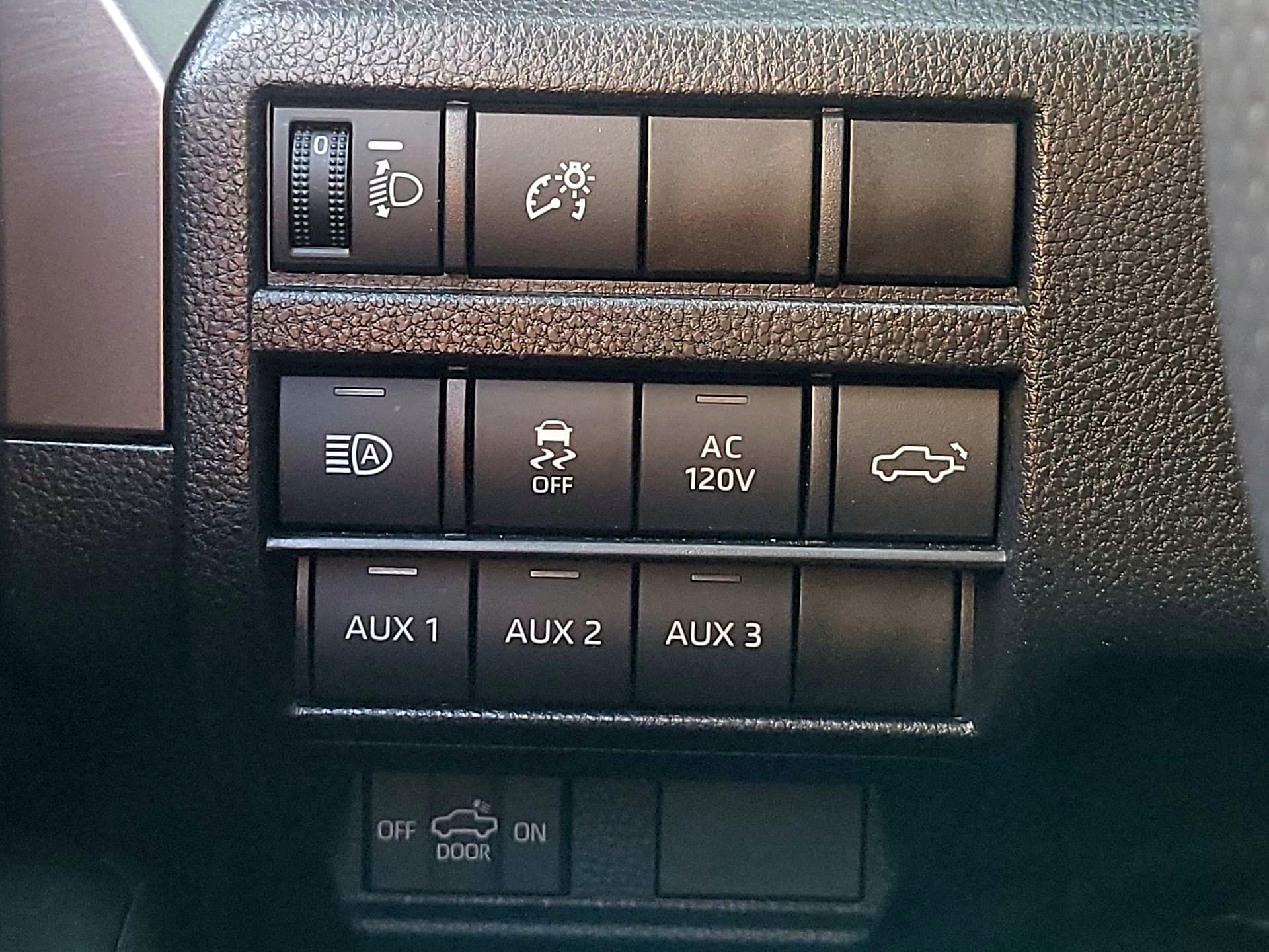 Thumbnail: 2025 Toyota Tacoma - 11