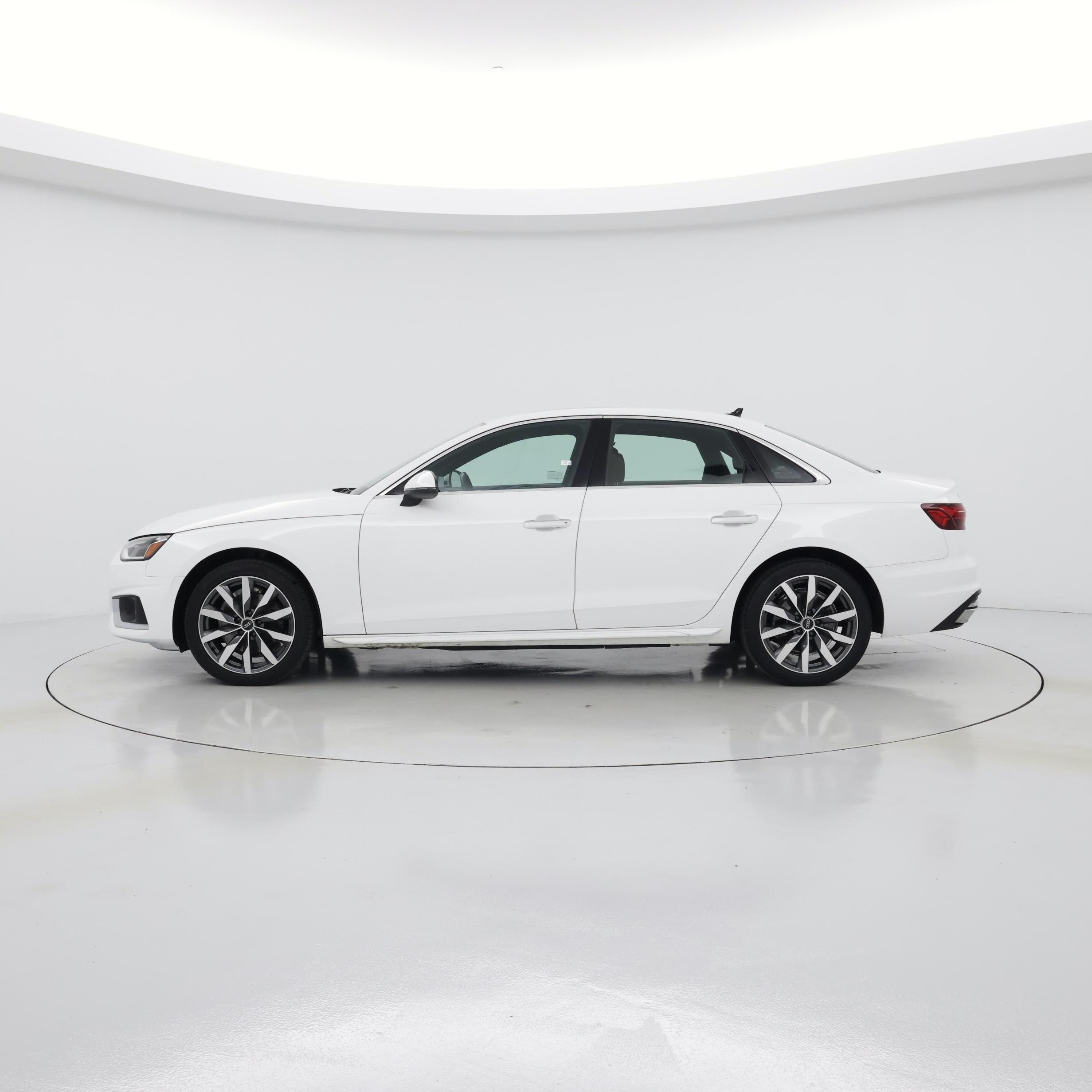 Thumbnail: 2022 Audi A4 - 3