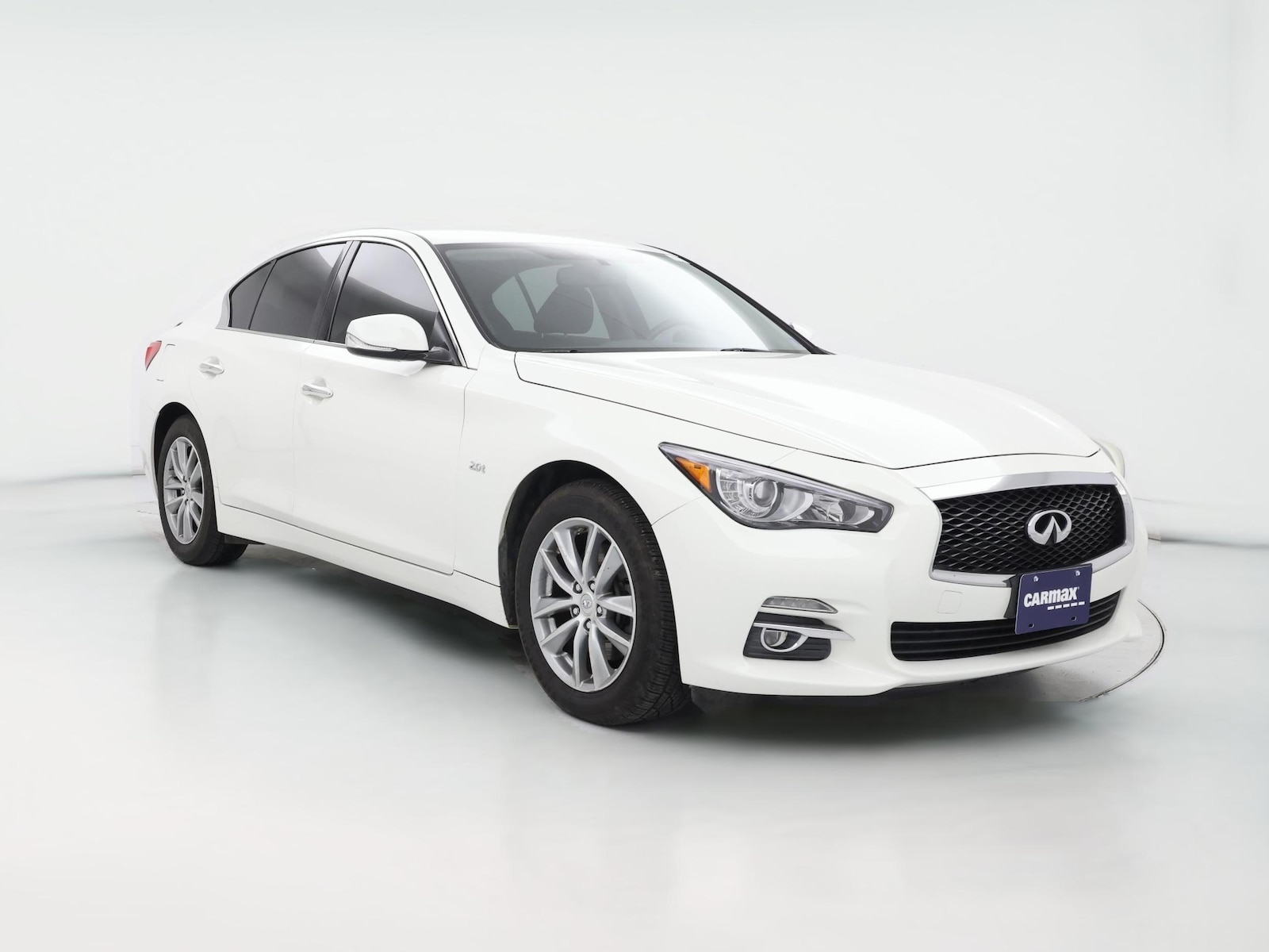 2017 INFINITI Q50 Base