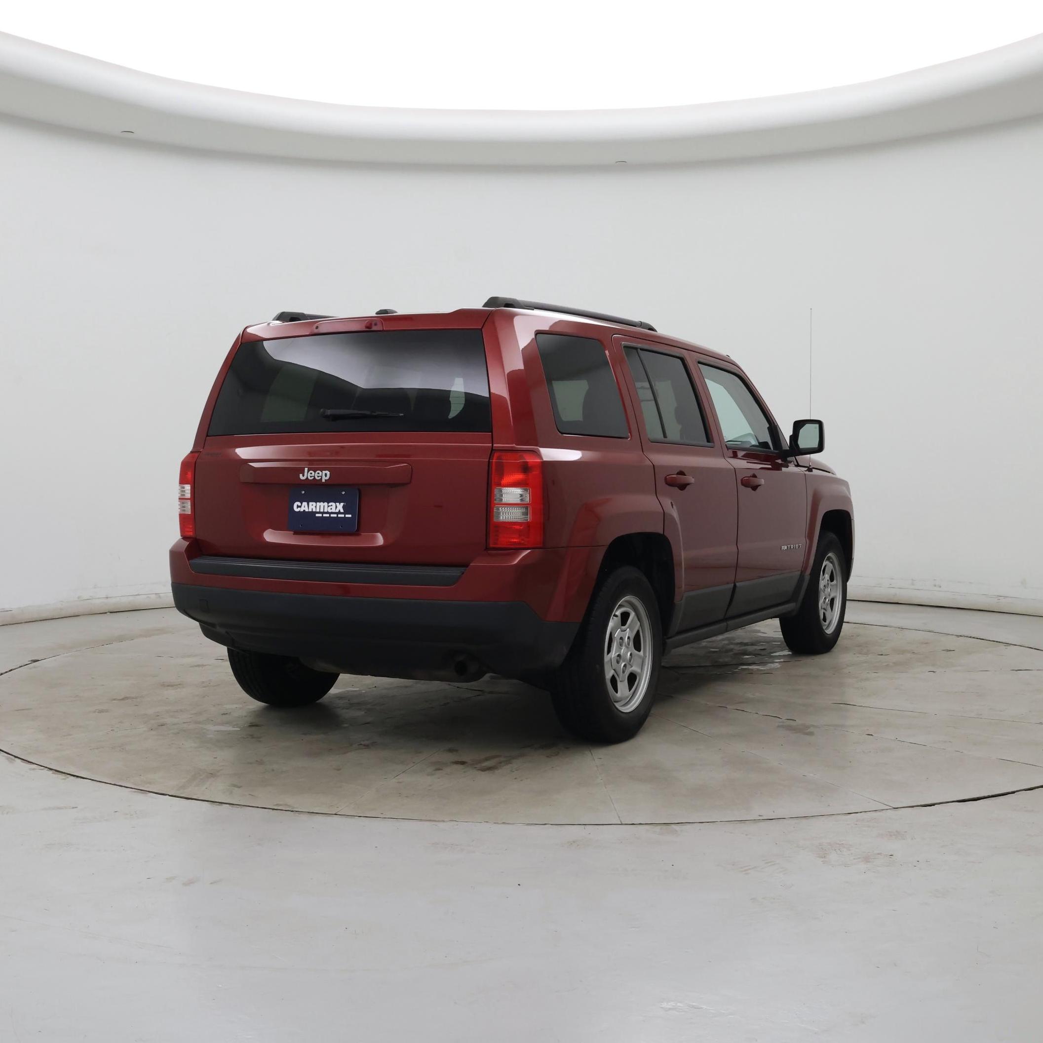 Thumbnail: 2017 Jeep Patriot - 8