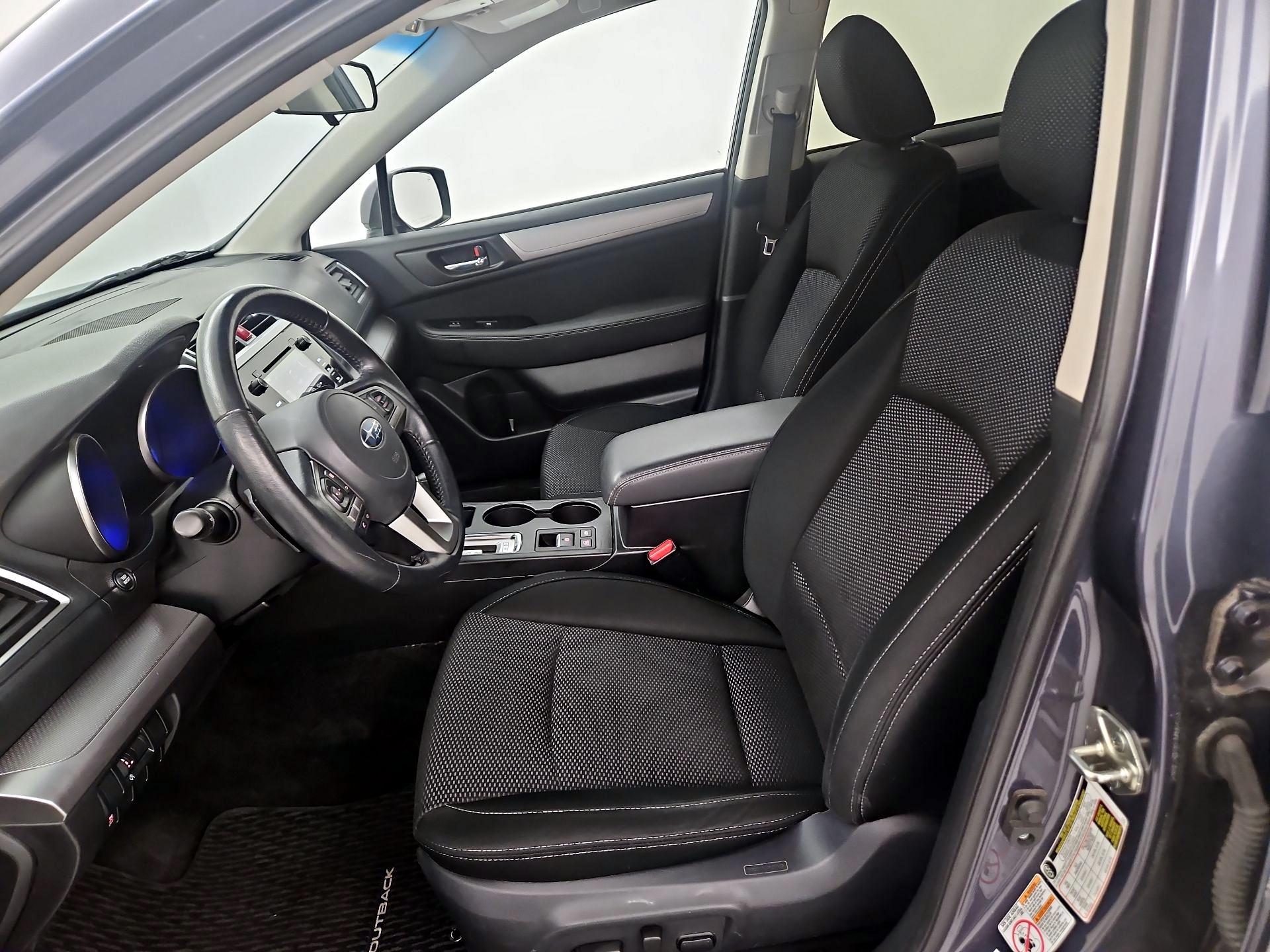 Thumbnail: 2015 Subaru Outback - 11