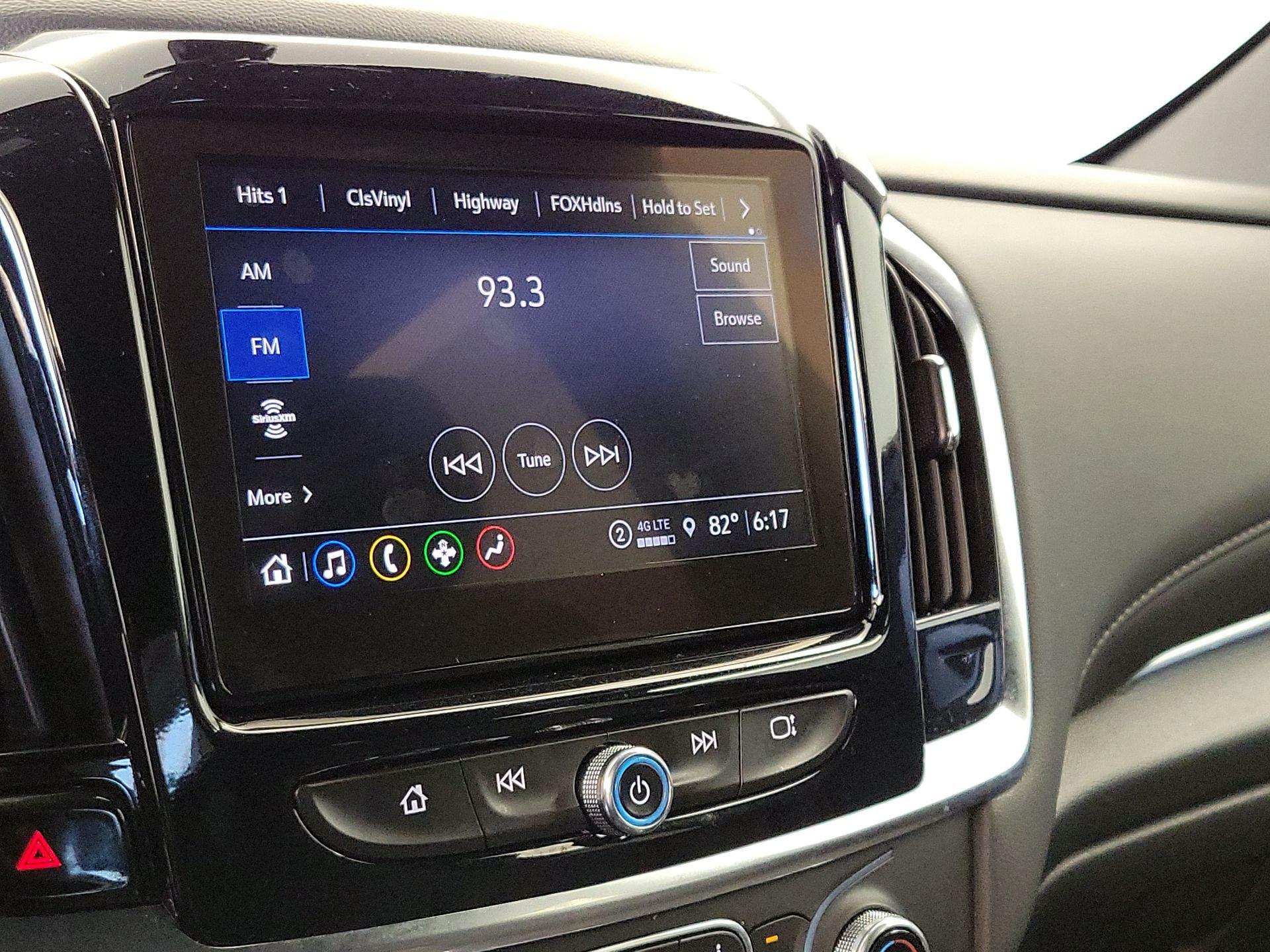 Thumbnail: 2024 Chevrolet Traverse - 15