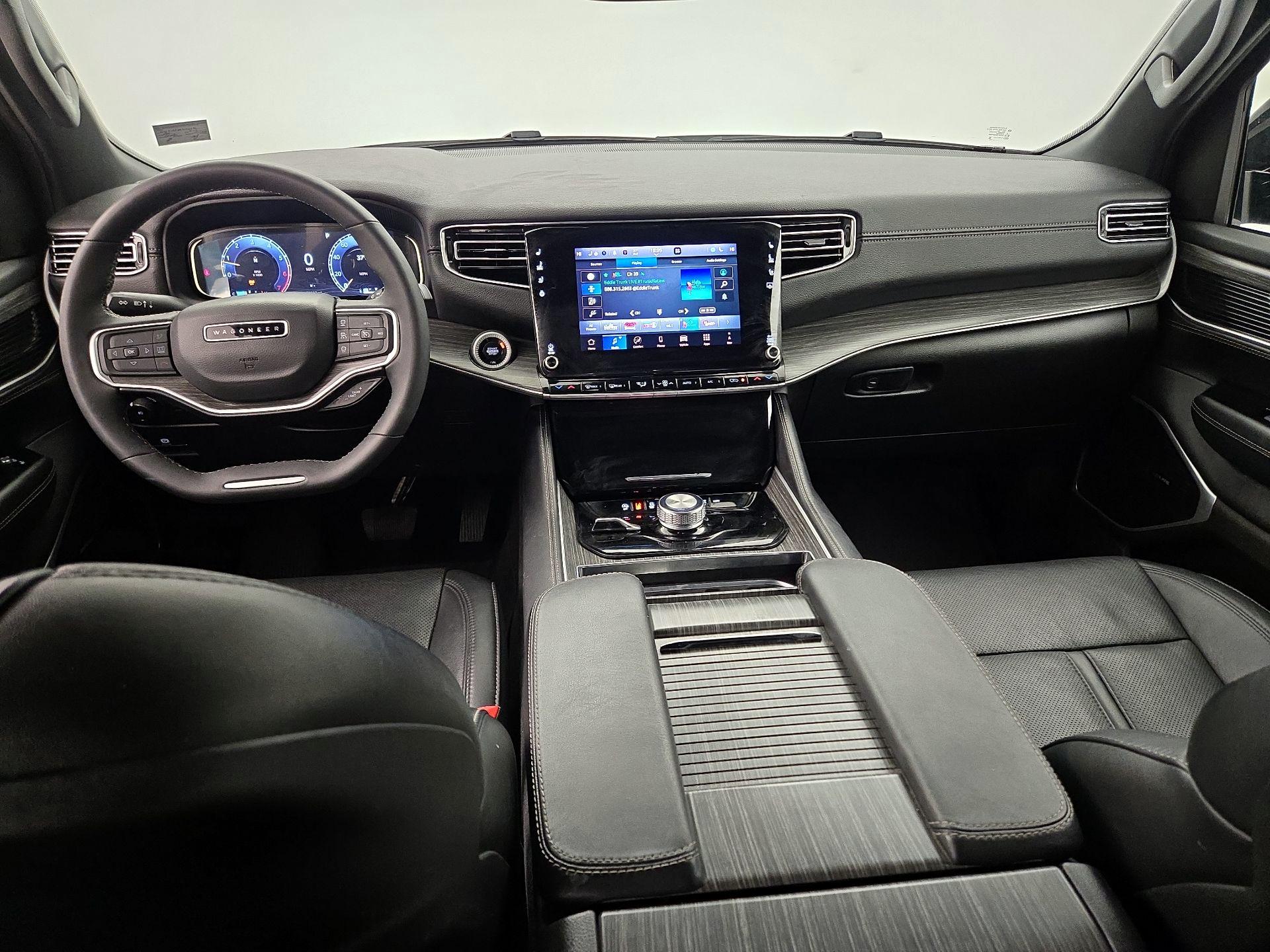 Thumbnail: 2024 Jeep Wagoneer - 9