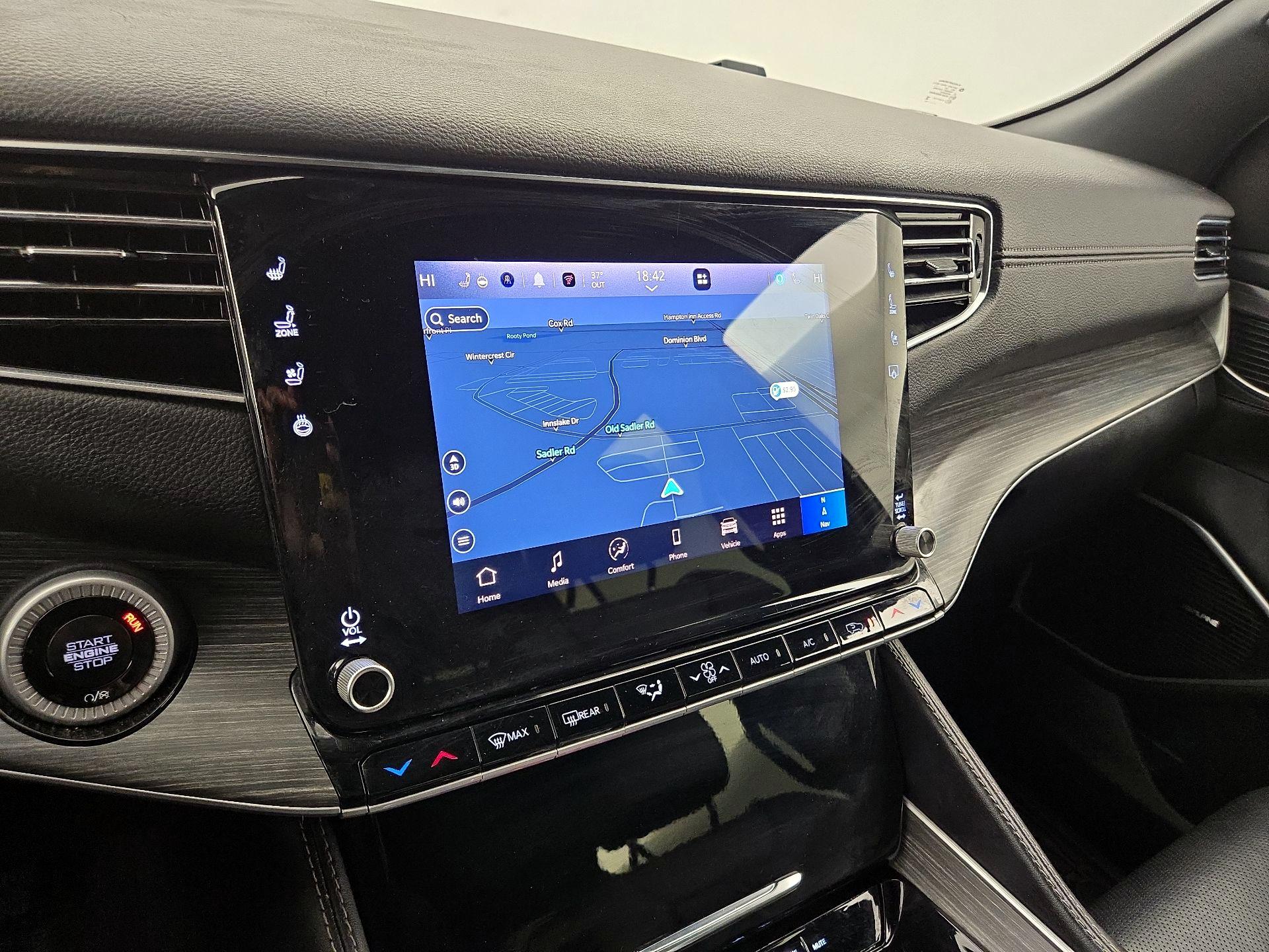 Thumbnail: 2024 Jeep Wagoneer - 14