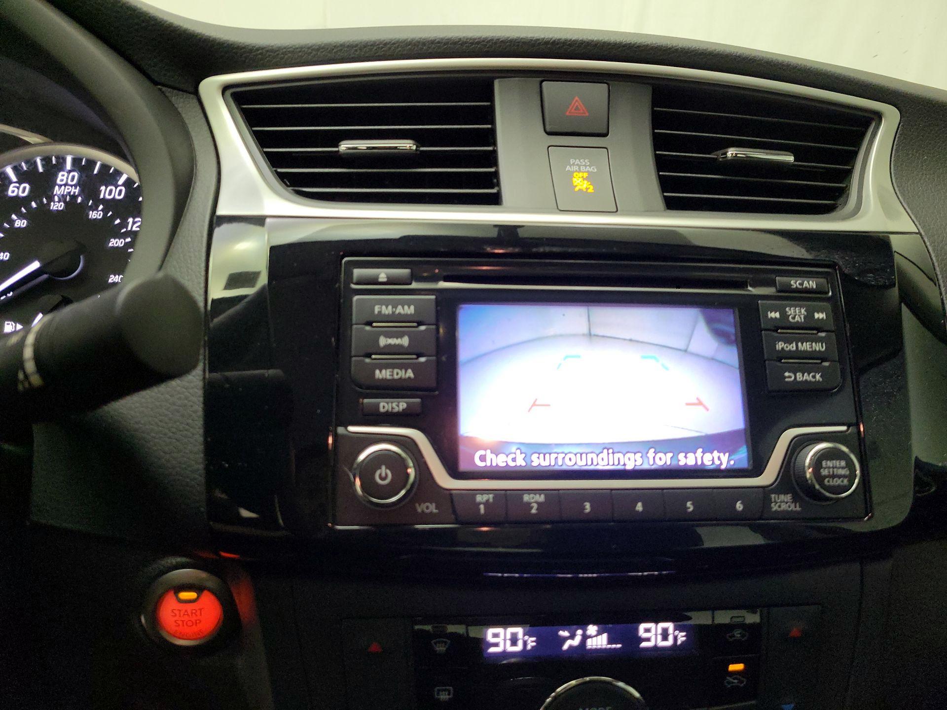 Thumbnail: 2018 Nissan Sentra - 12