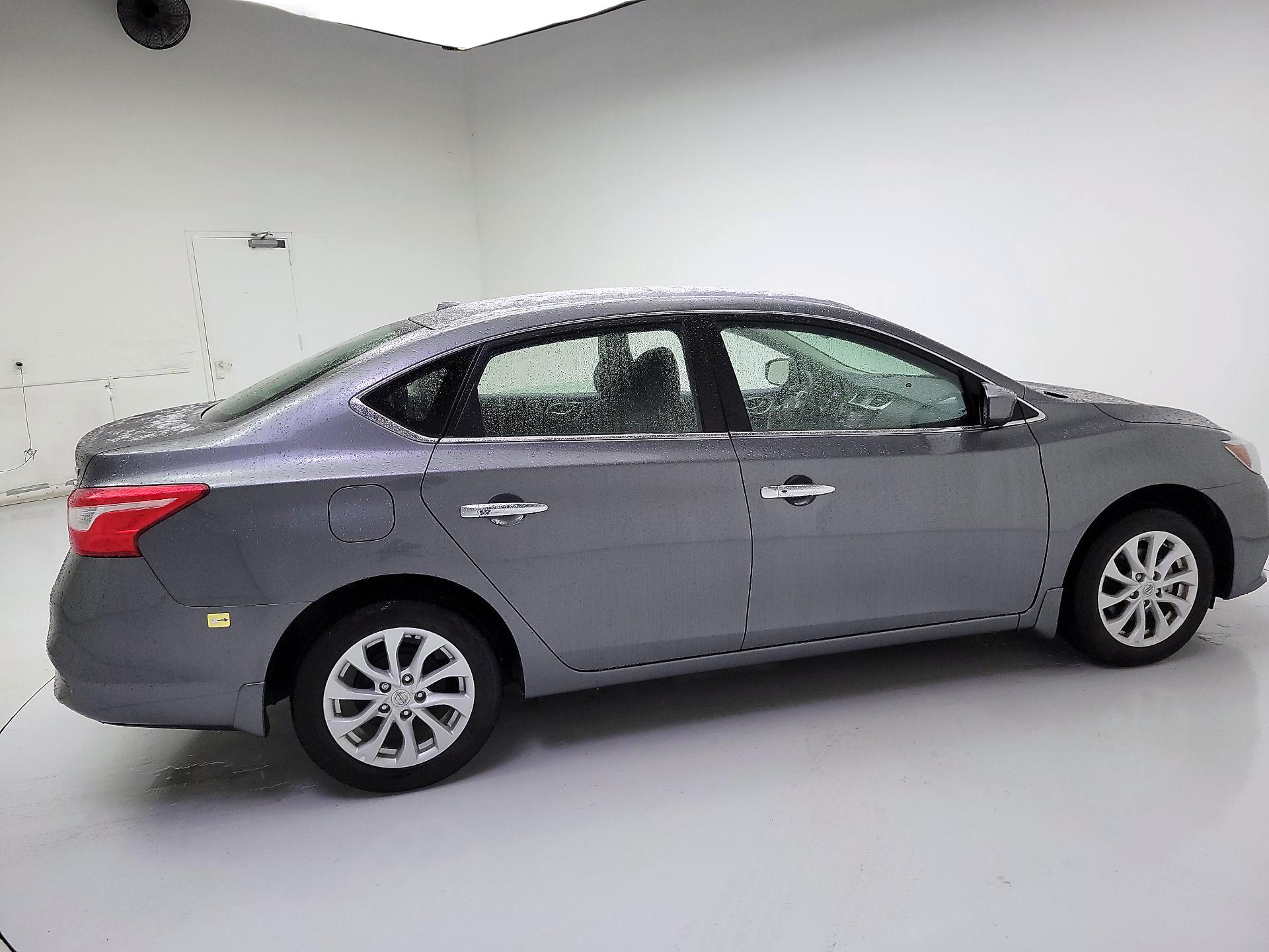 Thumbnail: 2018 Nissan Sentra - 4