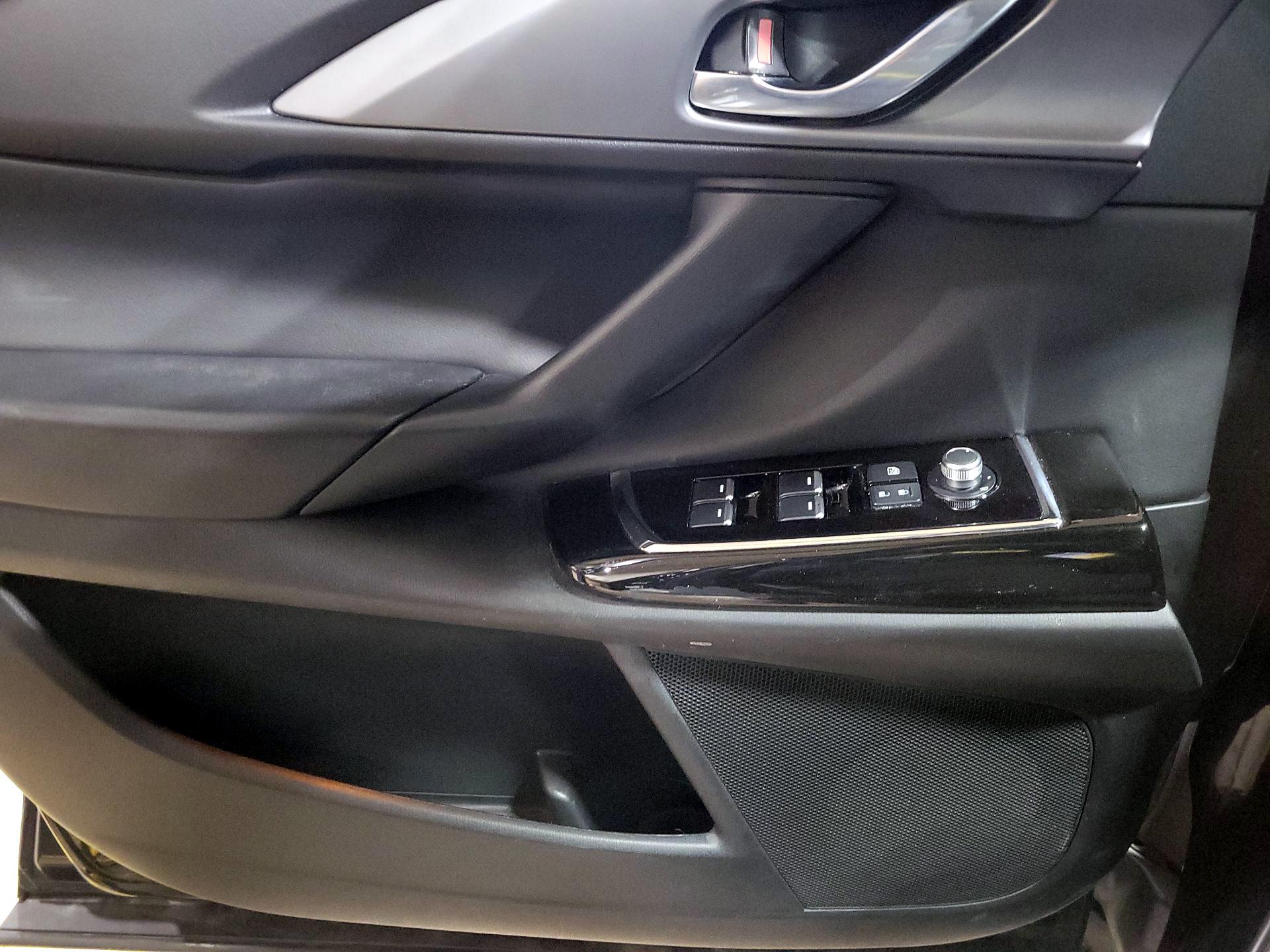 Thumbnail: 2023 Mazda CX-9 - 12