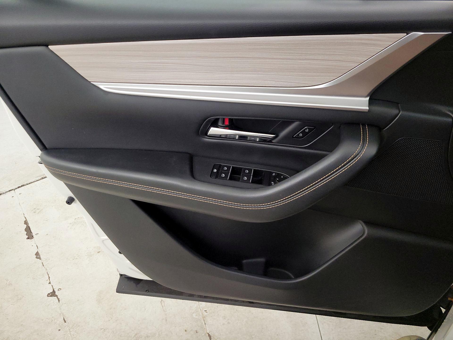 Thumbnail: 2024 Mazda CX-90 - 12