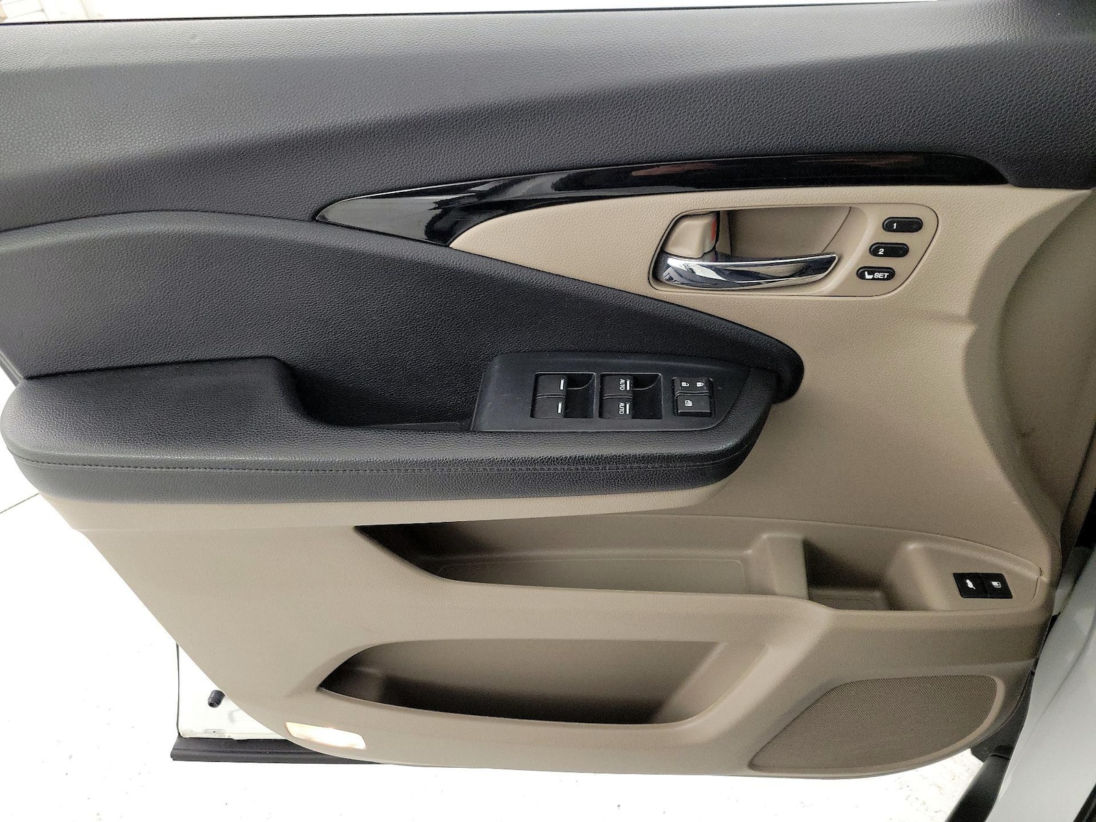2022 Honda Pilot Touring - Photo 13