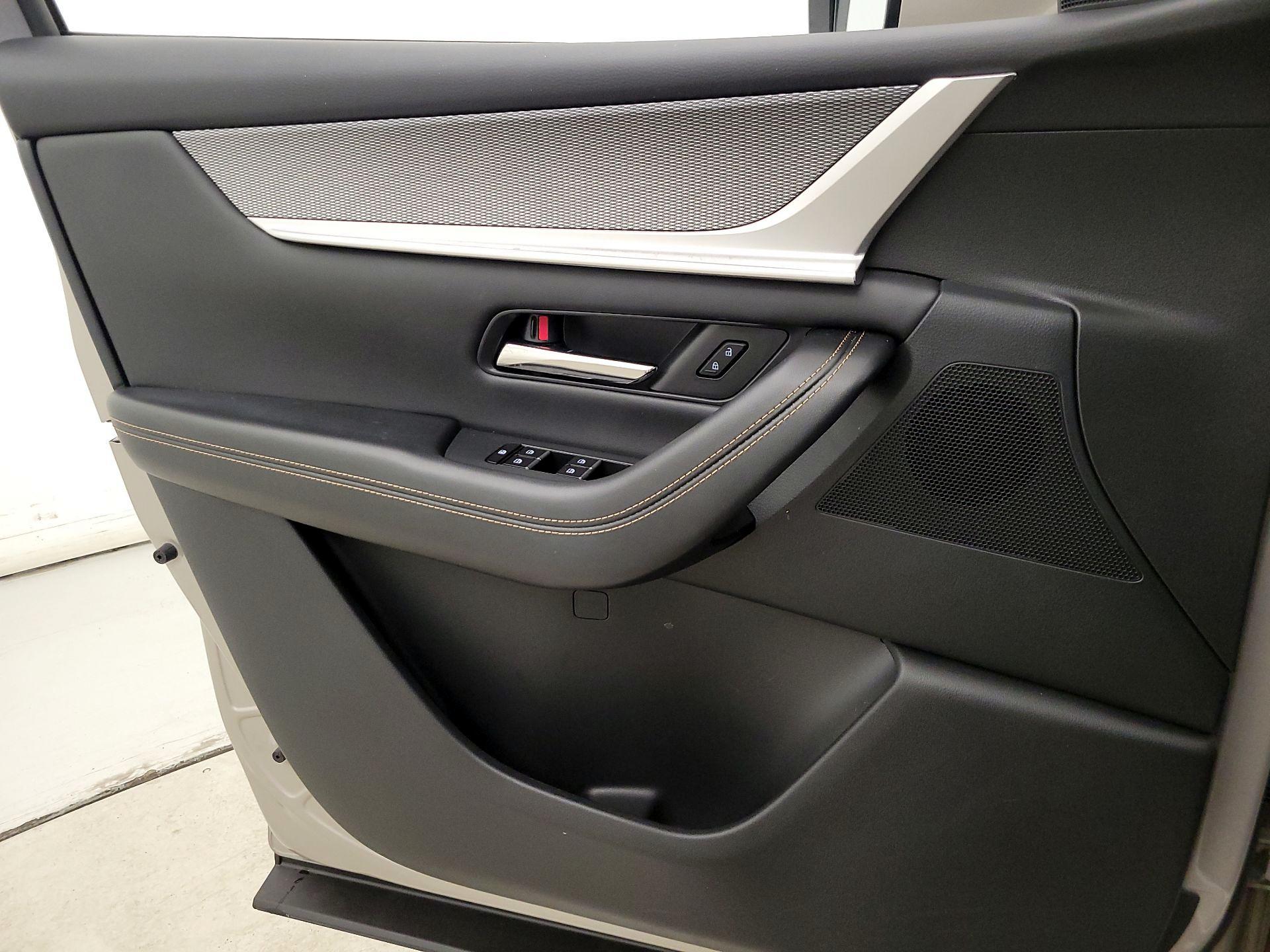 Thumbnail: 2024 Mazda CX-90 - 12