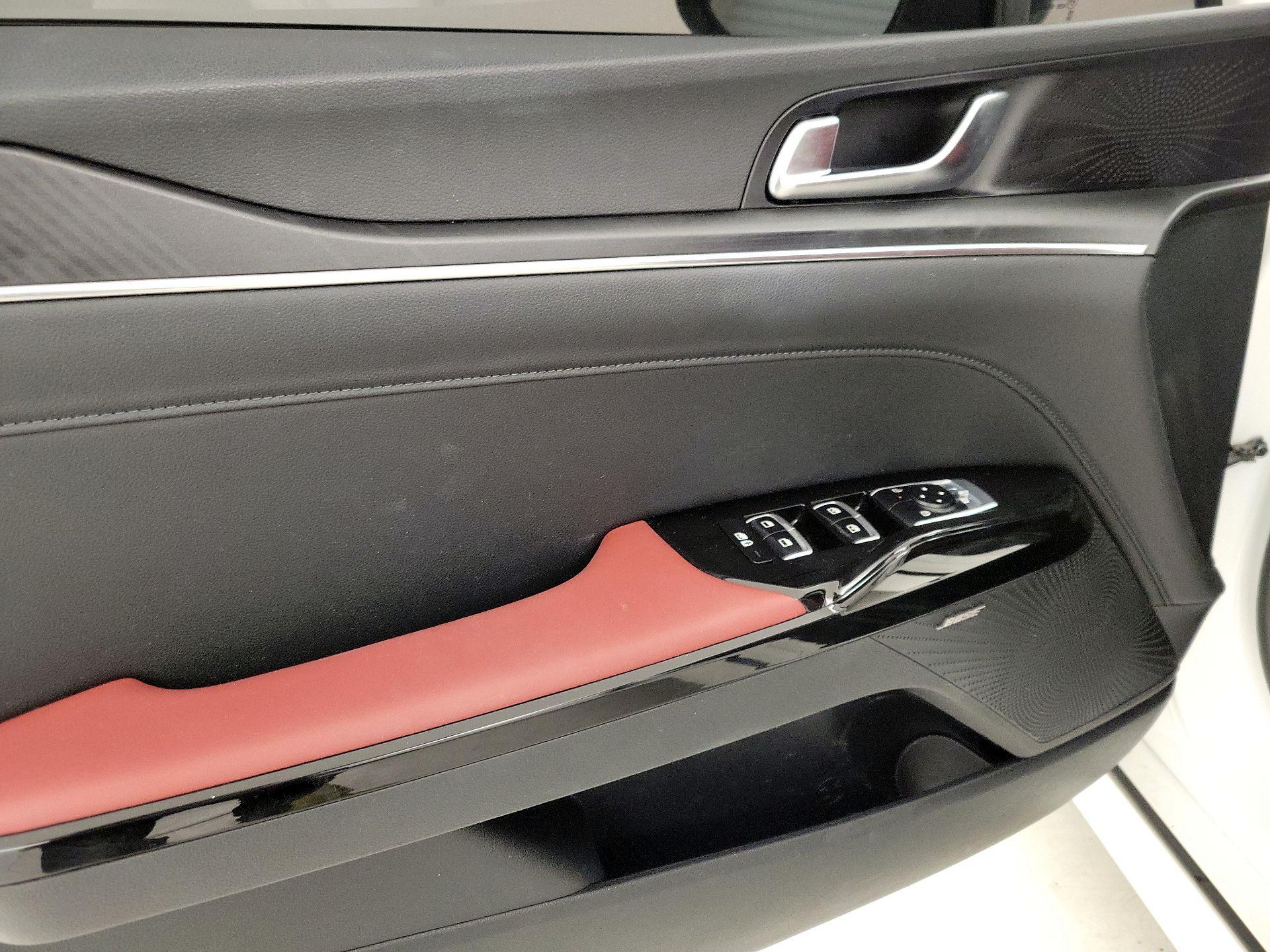 Thumbnail: 2025 Kia K5 - 12