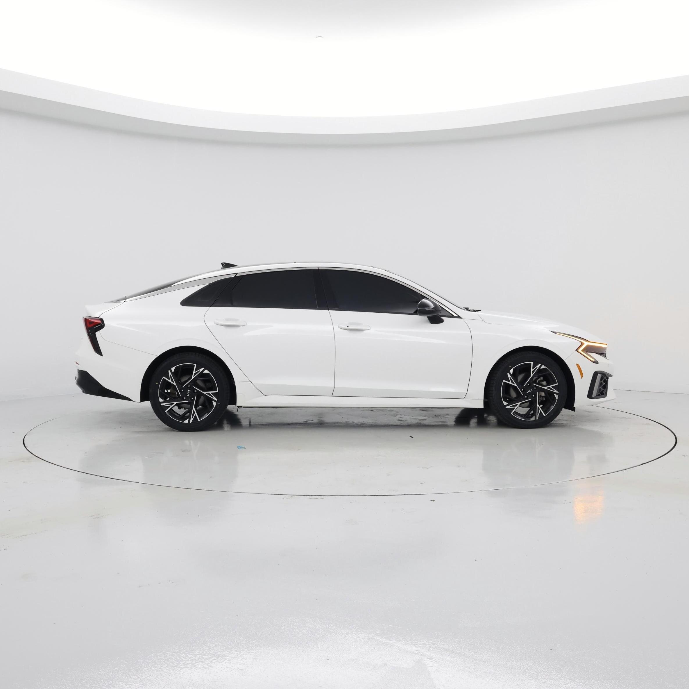 Thumbnail: 2025 Kia K5 - 7