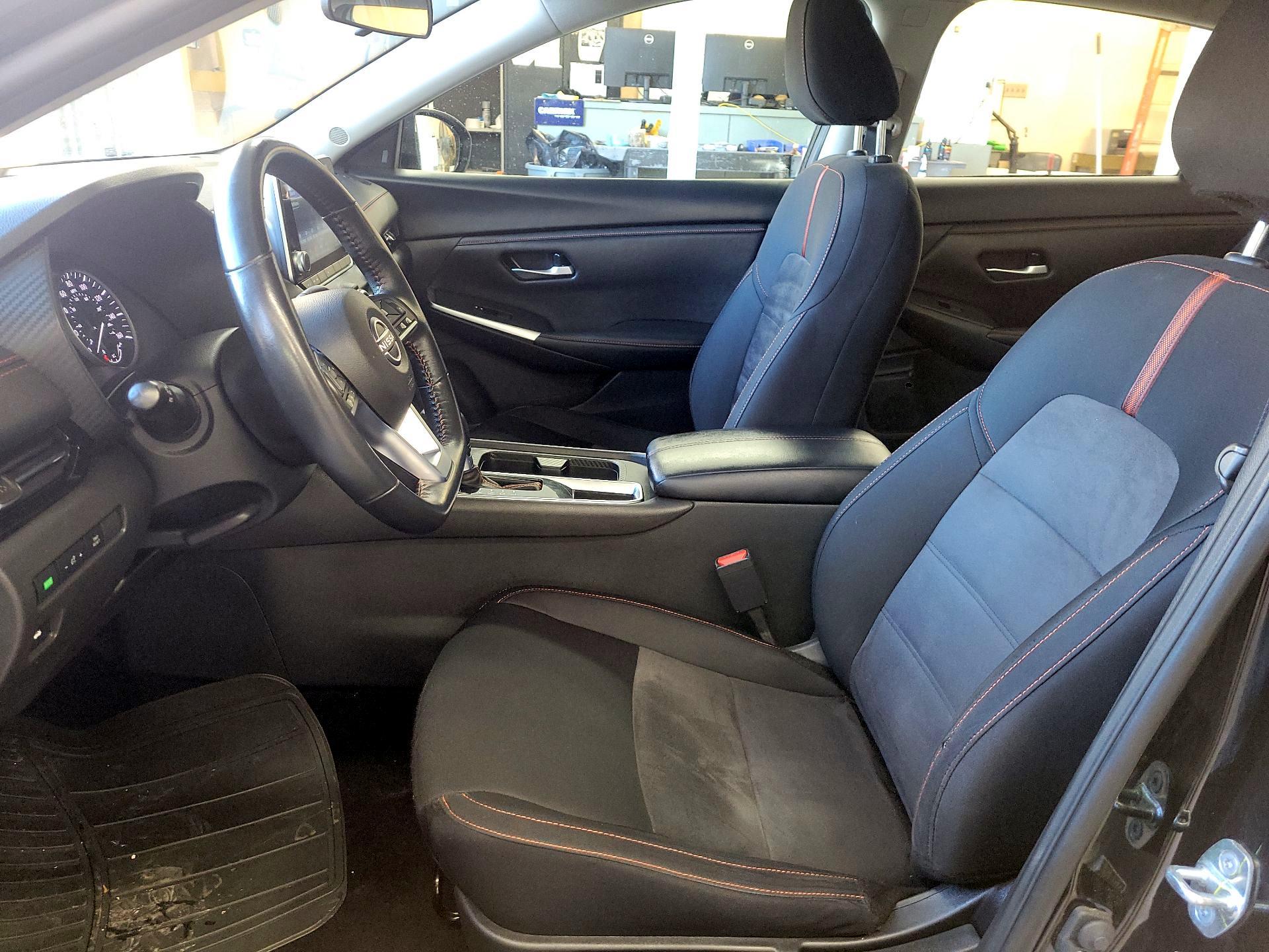 Thumbnail: 2024 Nissan Sentra - 9