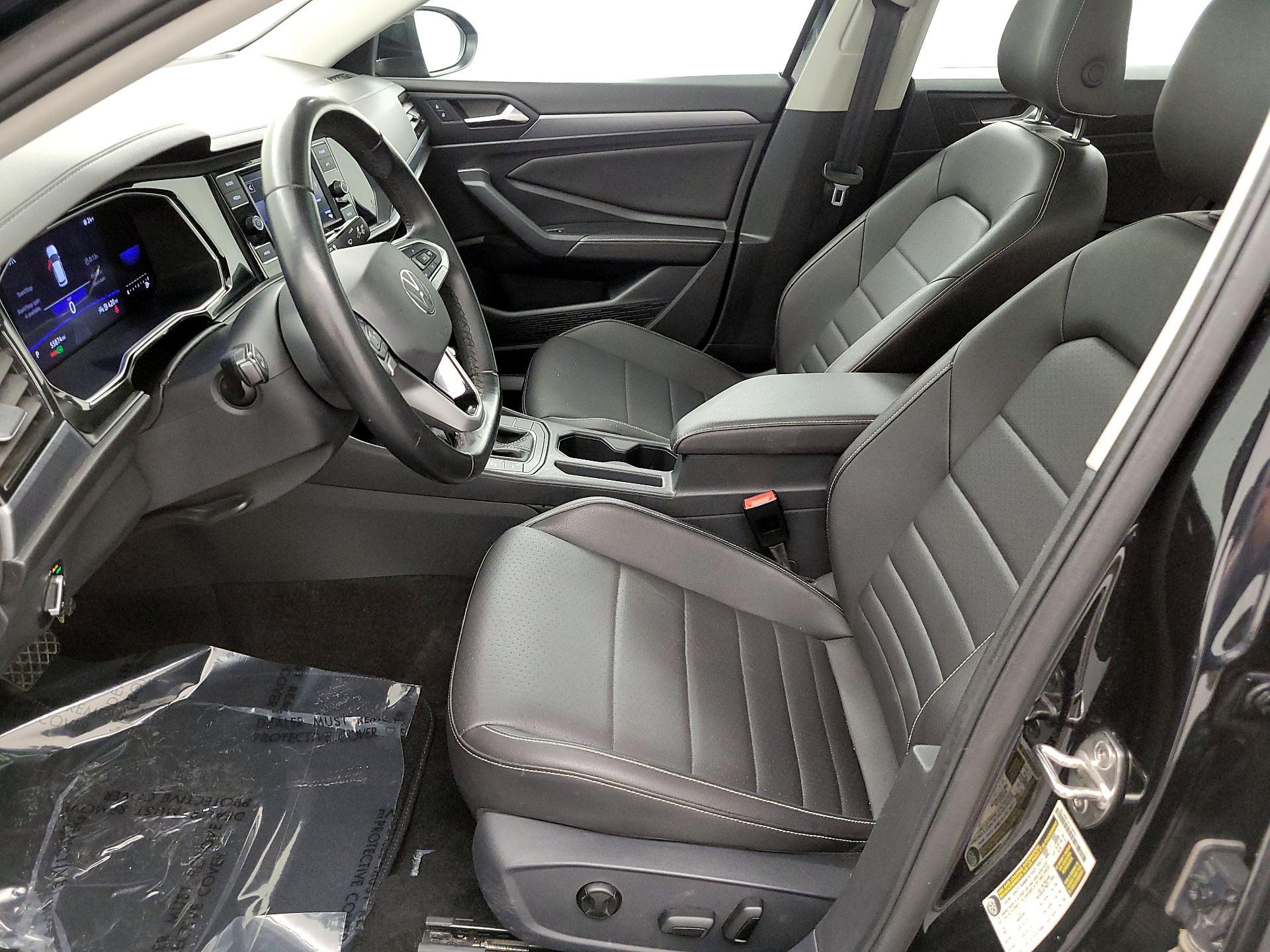 Thumbnail: 2024 Volkswagen Jetta - 11