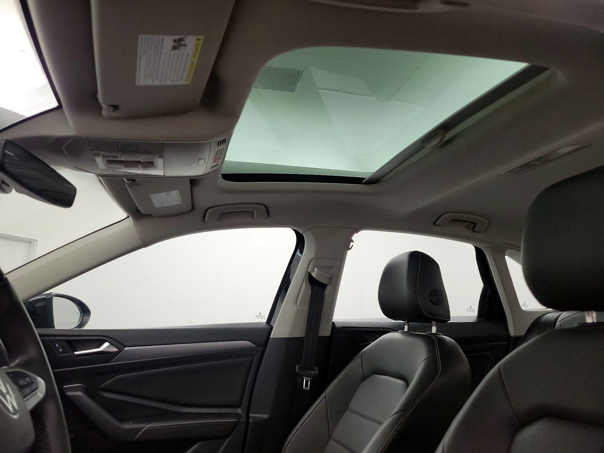 Thumbnail: 2024 Volkswagen Jetta - 19