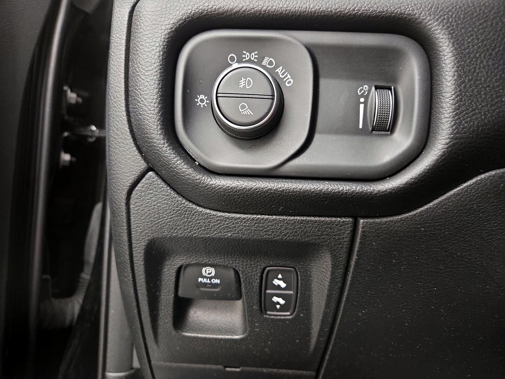 Thumbnail: 2022 RAM 1500 - 13