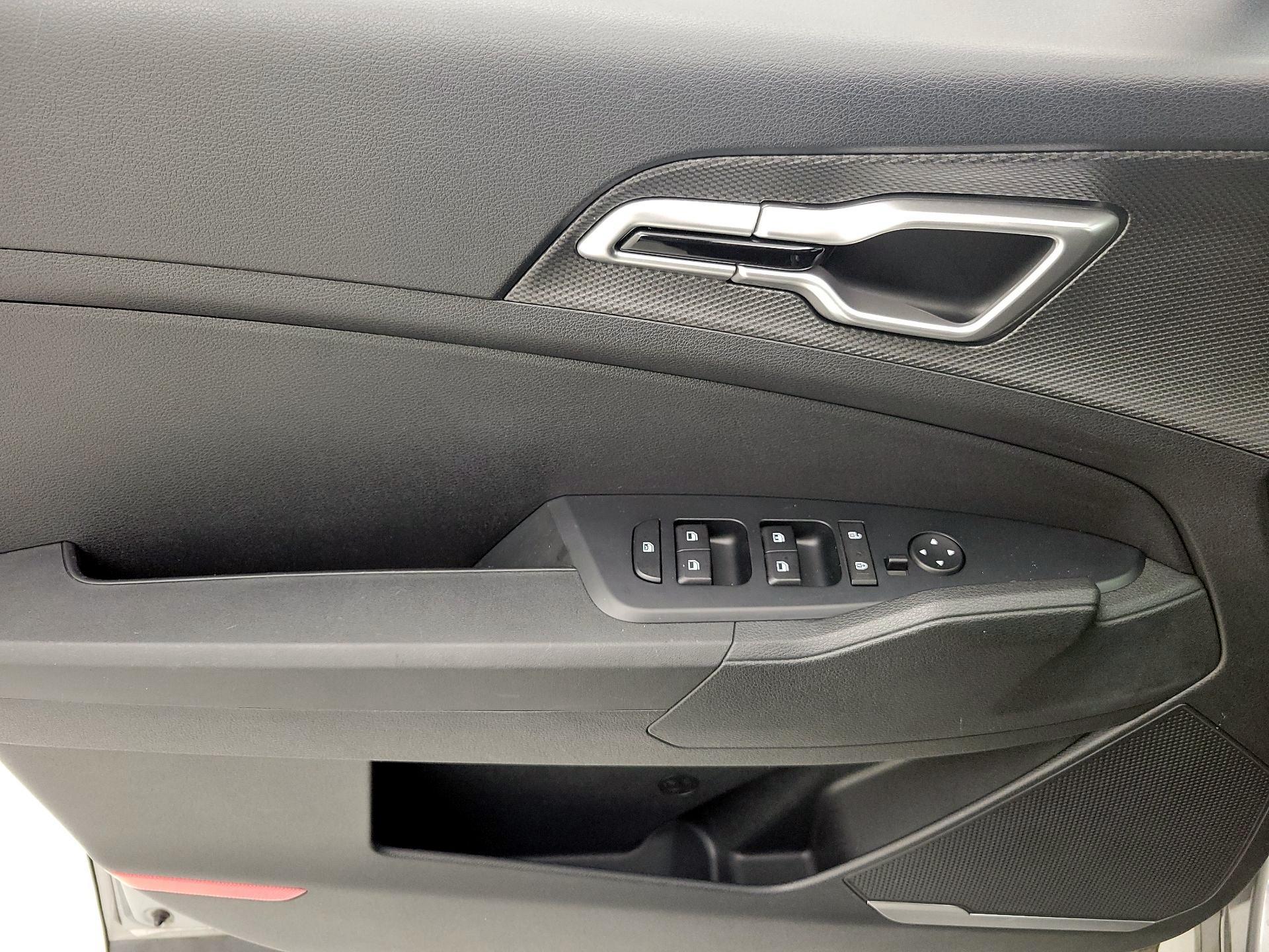 Thumbnail: 2024 Kia Sportage - 12