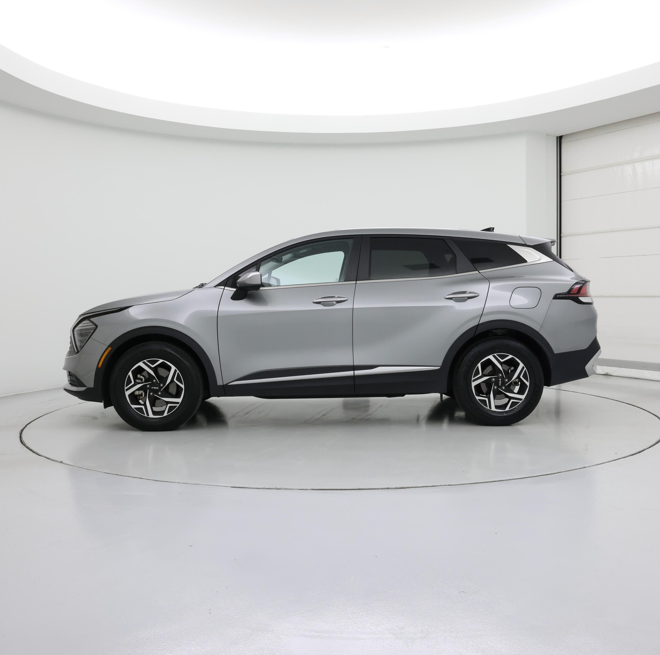 Thumbnail: 2024 Kia Sportage - 3