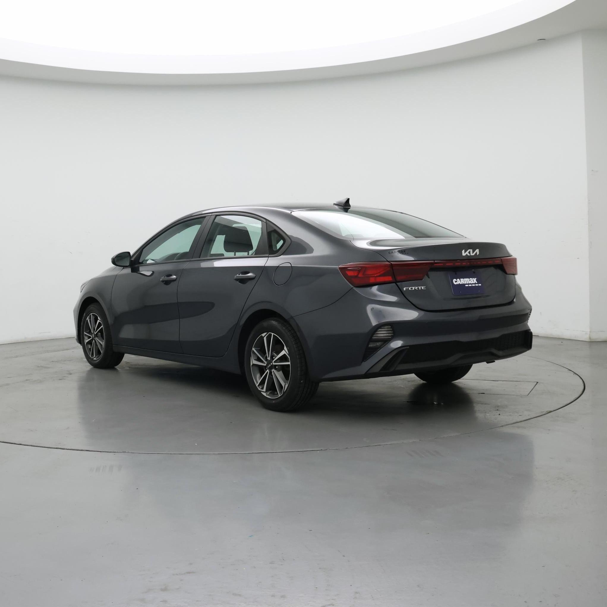 Thumbnail: 2023 Kia Forte - 2