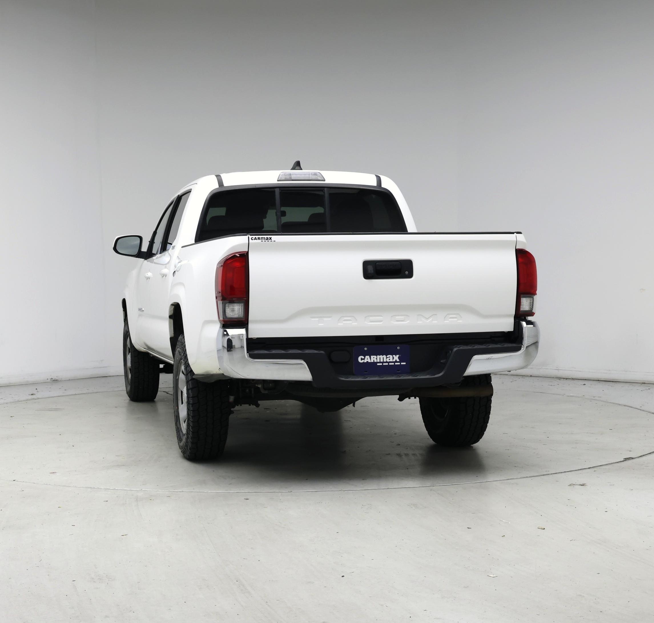 Thumbnail: 2022 Toyota Tacoma - 6