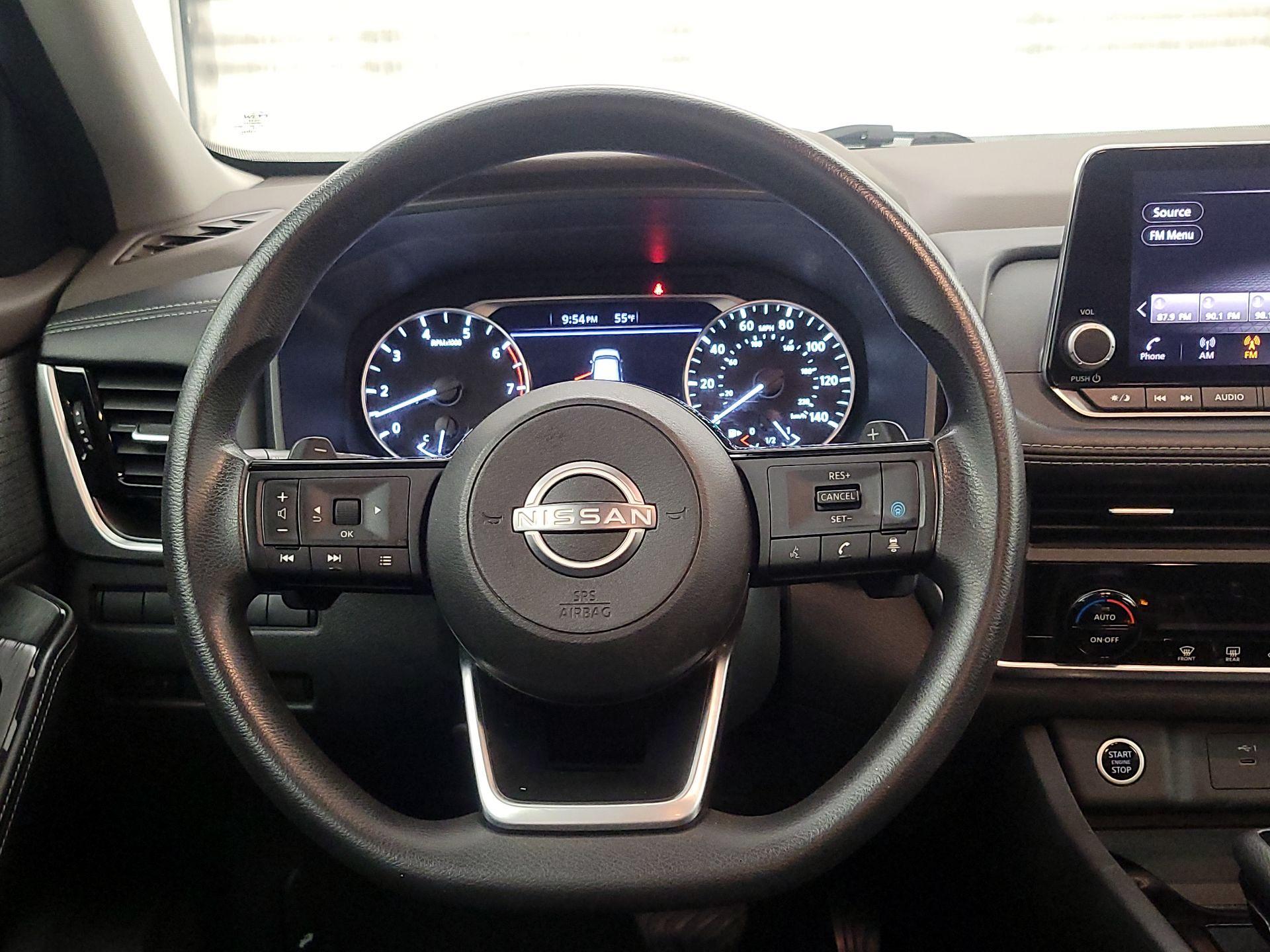 Thumbnail: 2023 Nissan Rogue - 10