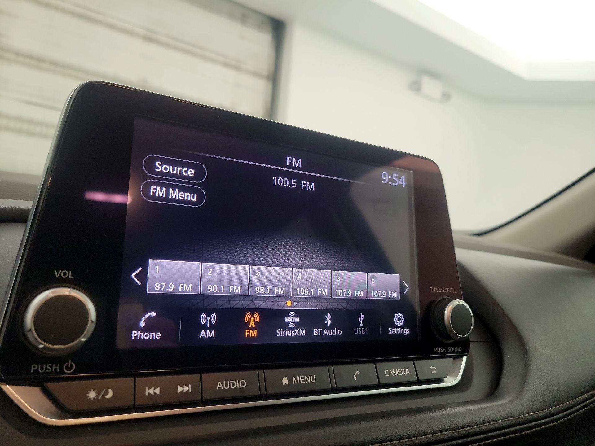 Thumbnail: 2023 Nissan Rogue - 15