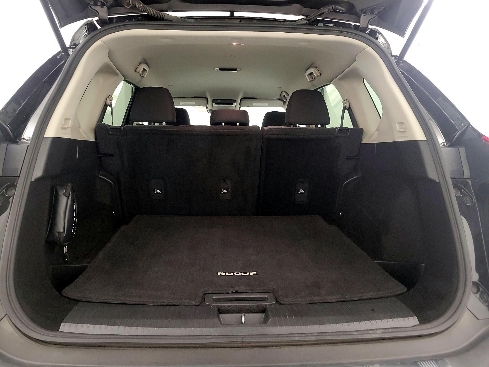 Thumbnail: 2023 Nissan Rogue - 20