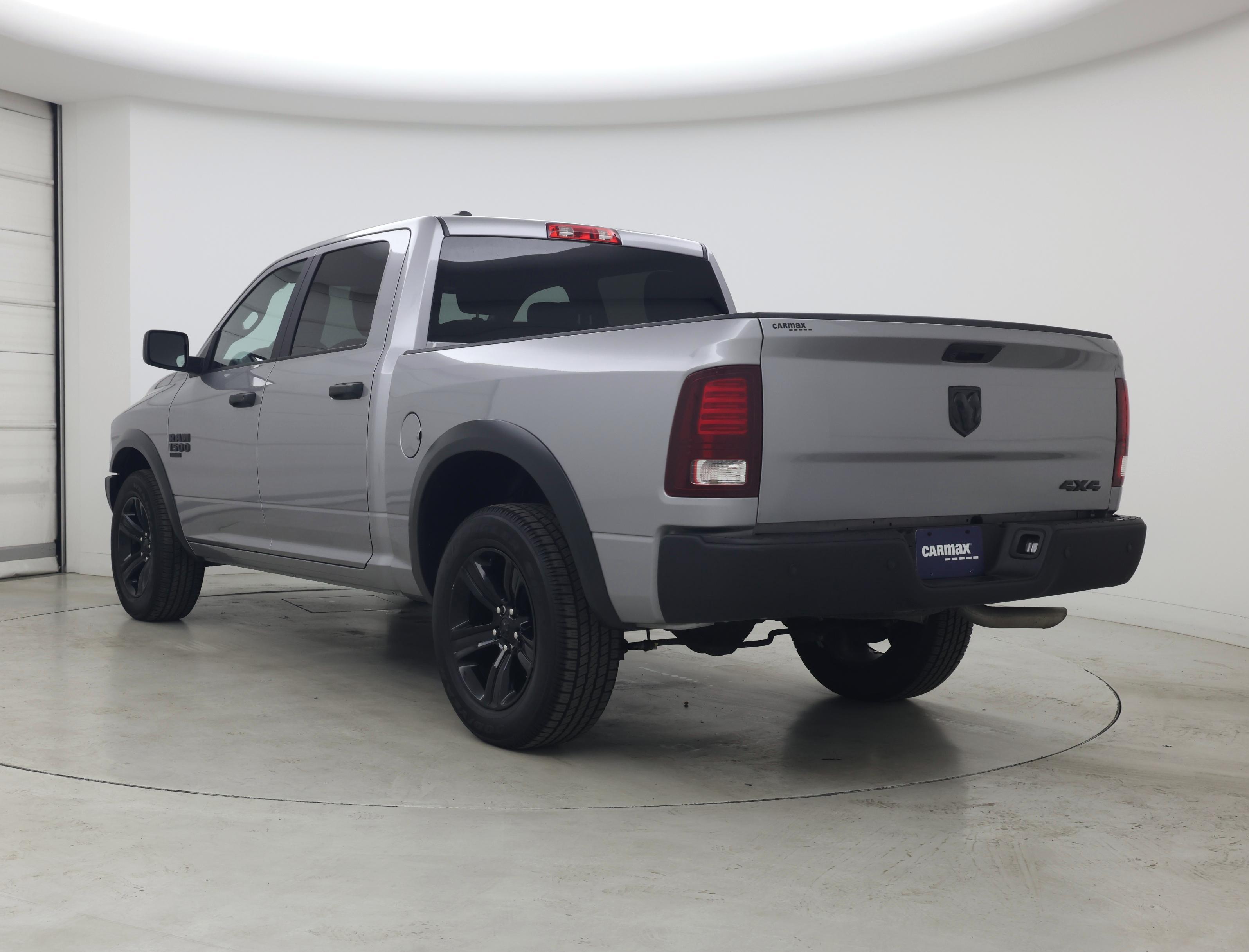 Thumbnail: 2024 RAM 1500 Classic - 2