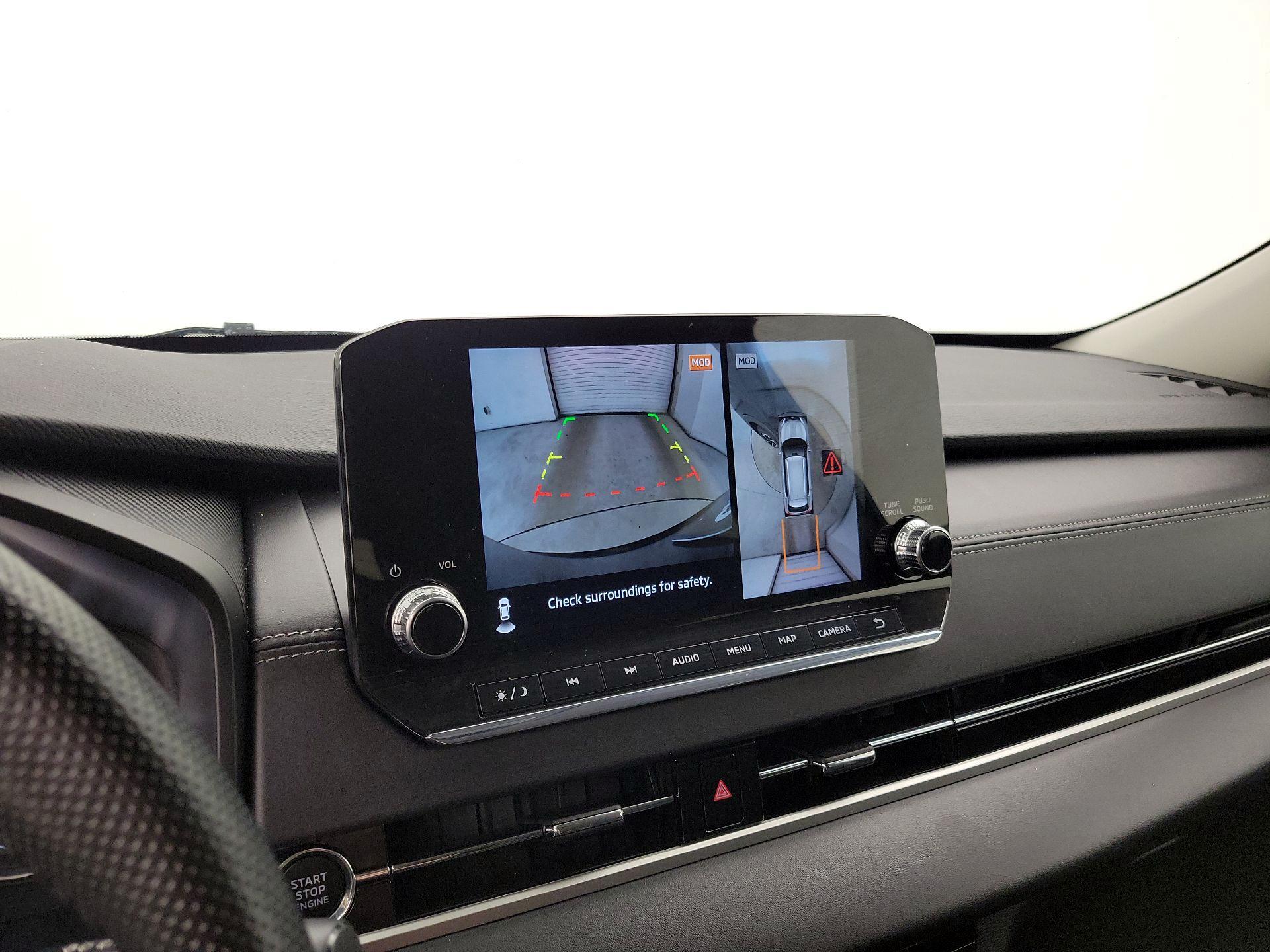 Thumbnail: 2024 Mitsubishi Outlander - 15